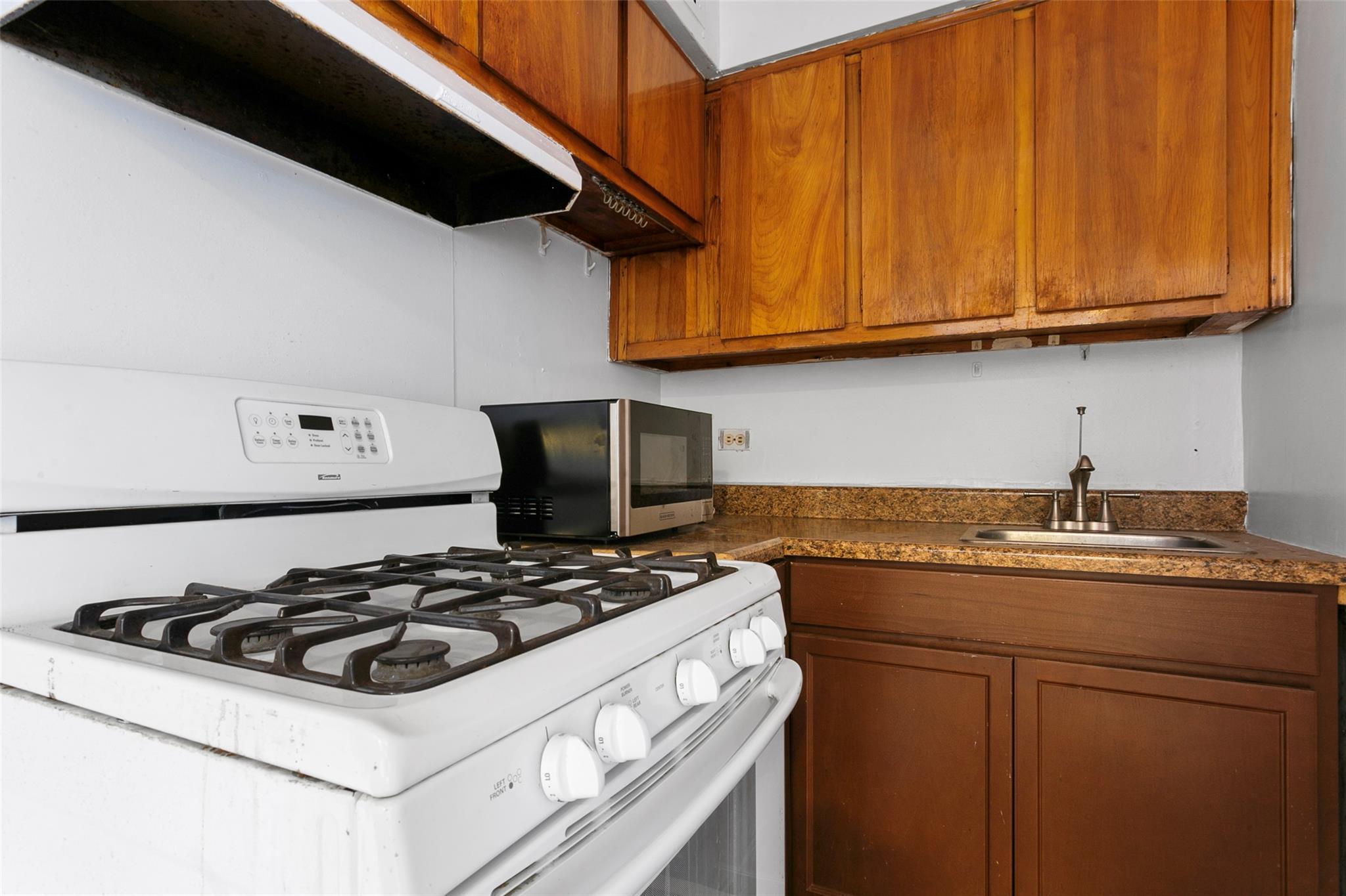 Coop Post  Bronx, NY 10471, MLS-806231-13