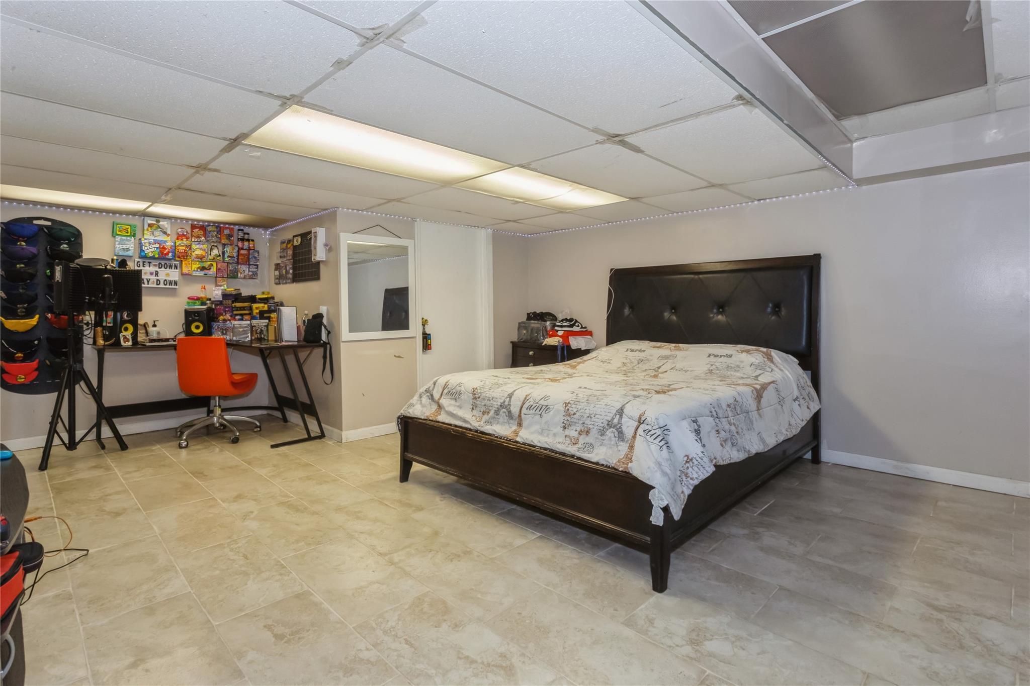 Single Family Cedar  Nassau County, NY 11520, MLS-806613-17