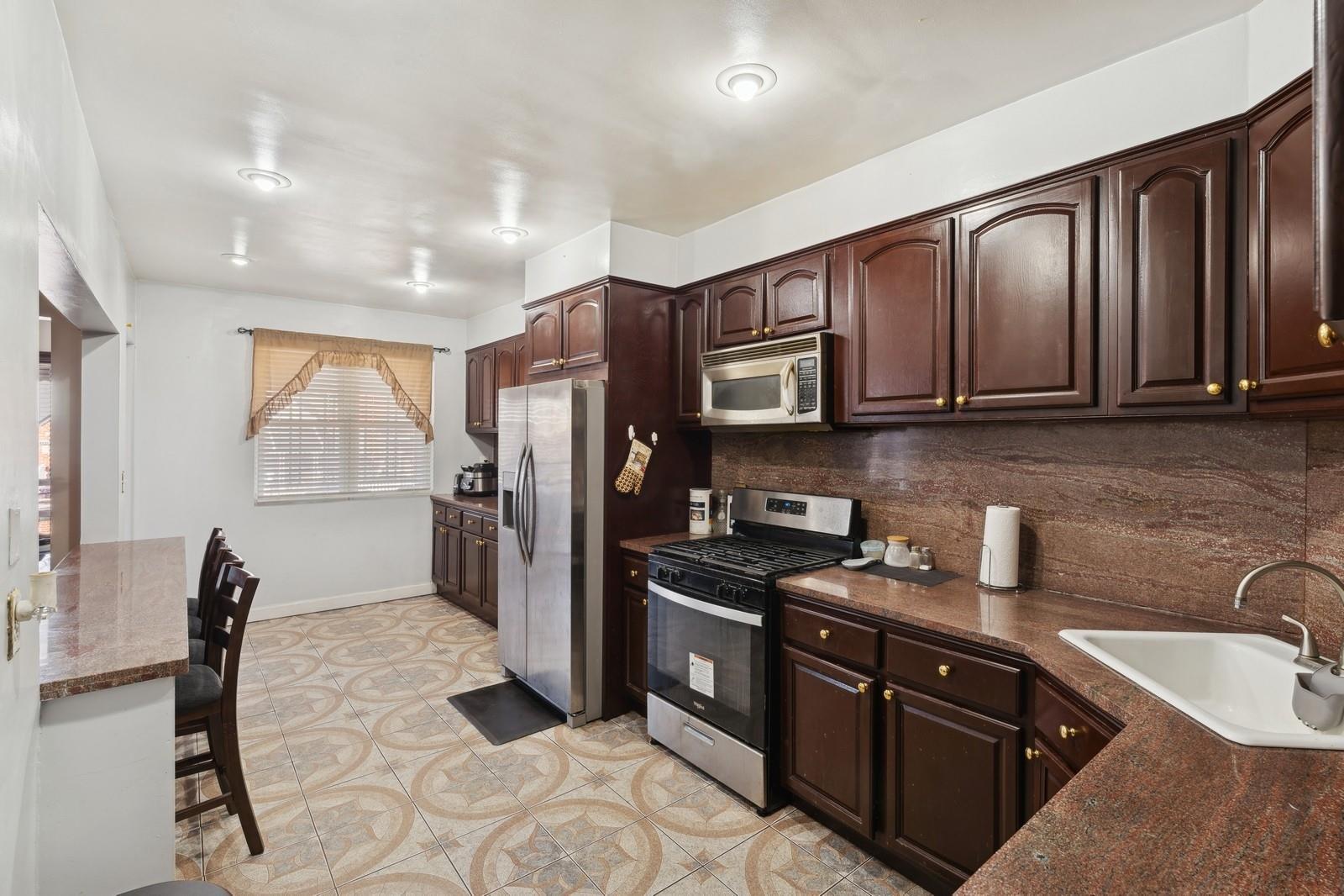 Single Family Dunlop  Queens, NY 11412, MLS-806728-4