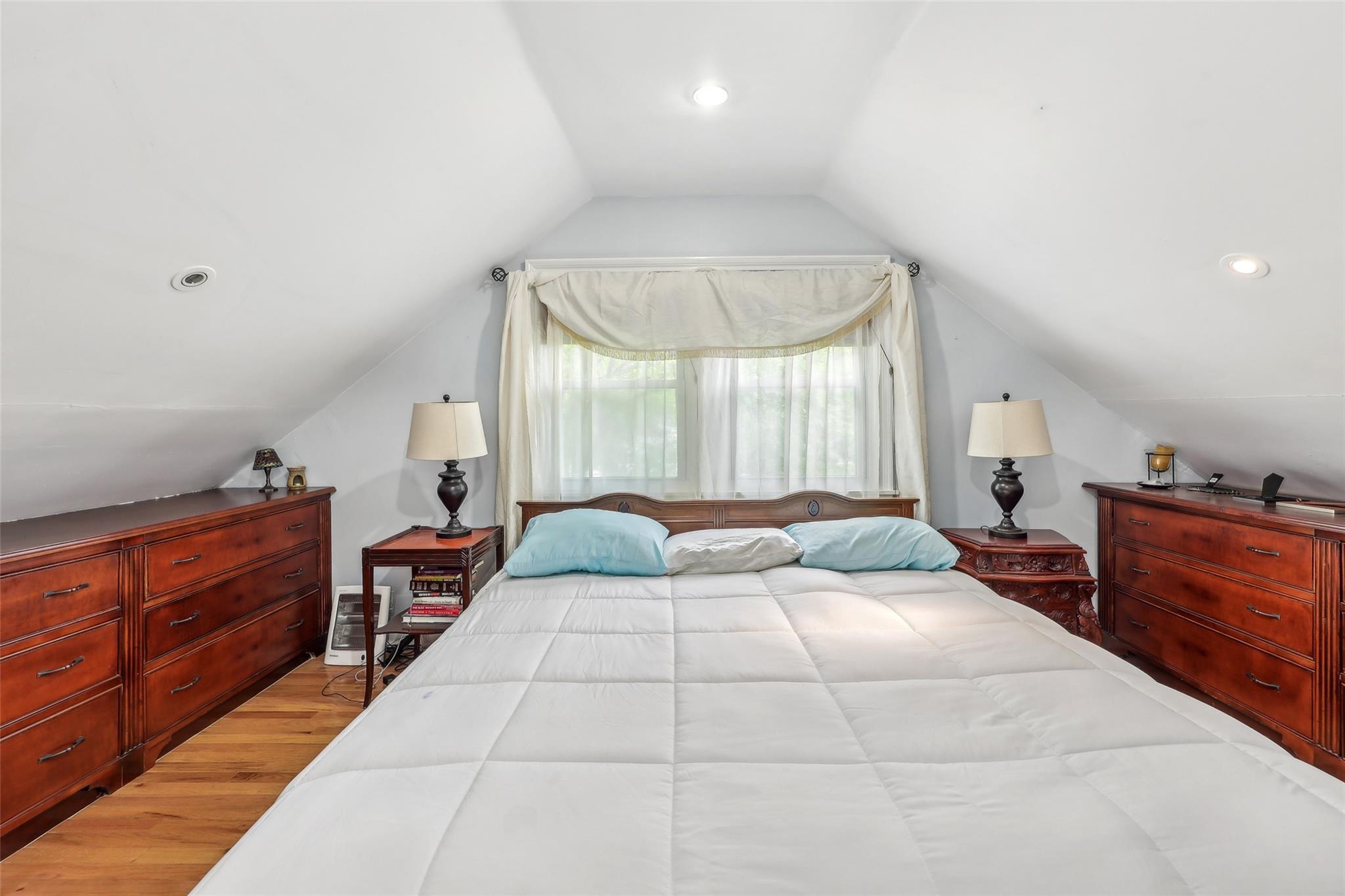 Single Family Bonnie Meadow  Westchester County, NY 10583, MLS-806759-31