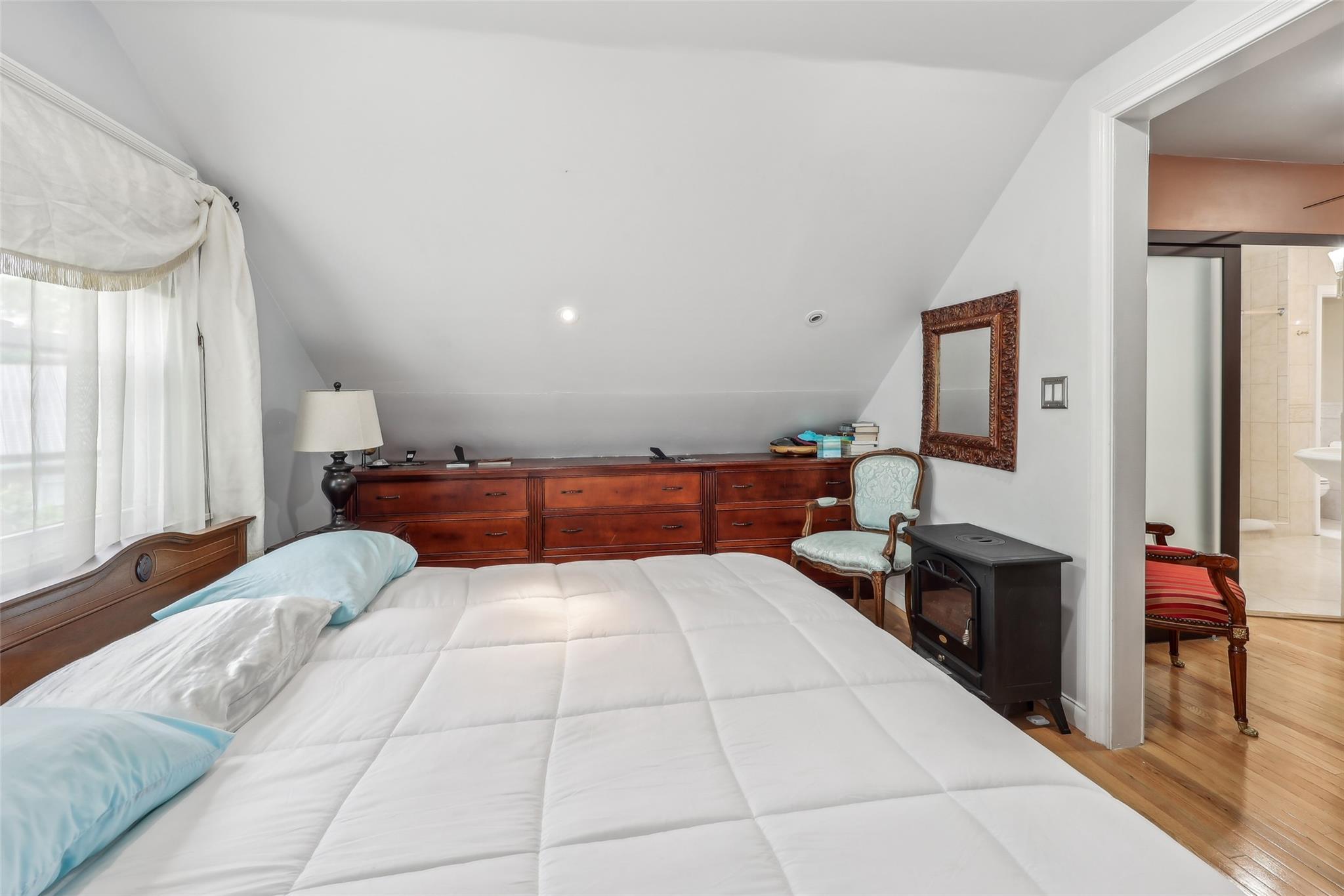 Single Family Bonnie Meadow  Westchester County, NY 10583, MLS-806759-33