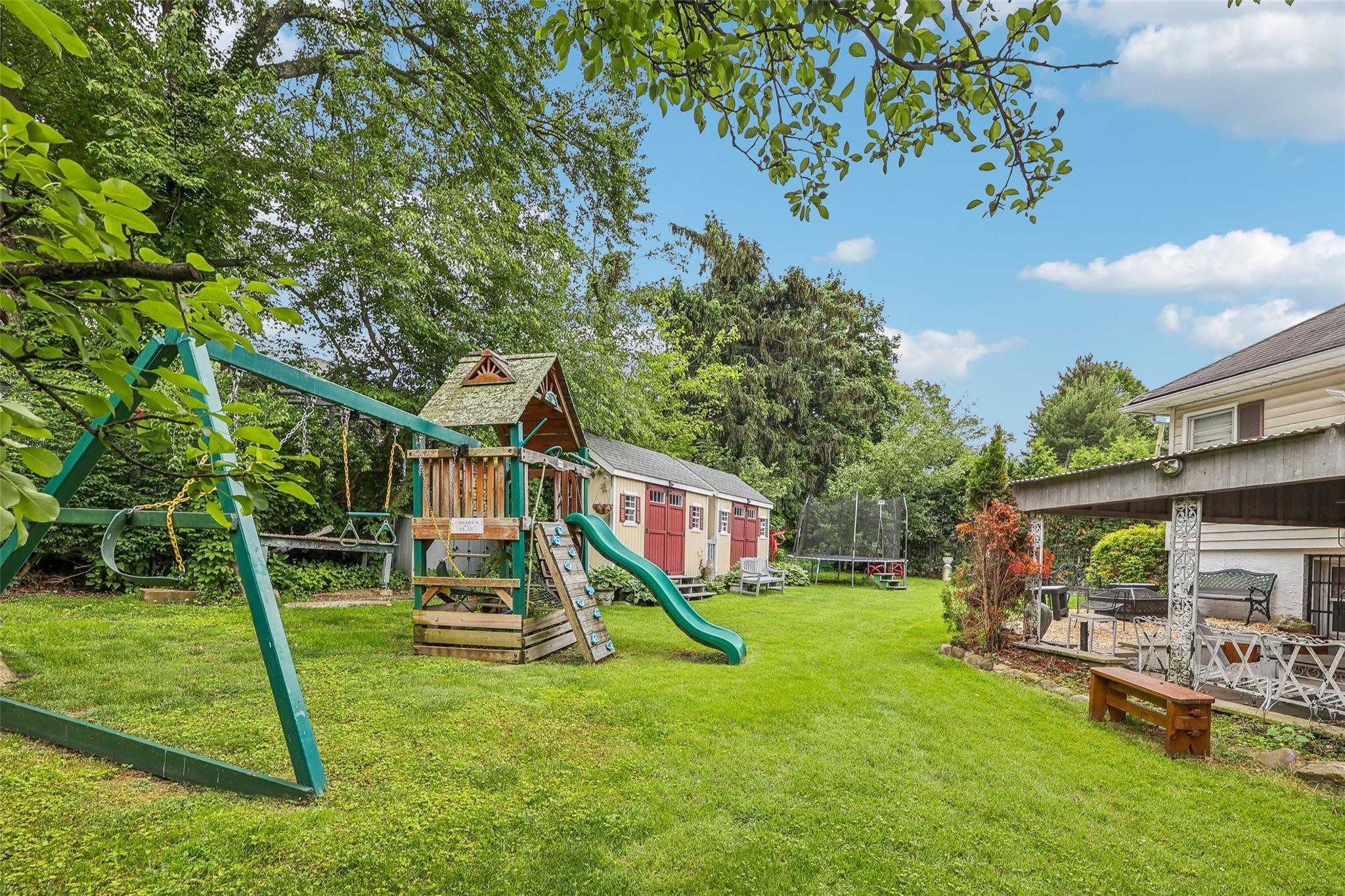 Single Family Bonnie Meadow  Westchester County, NY 10583, MLS-806759-40