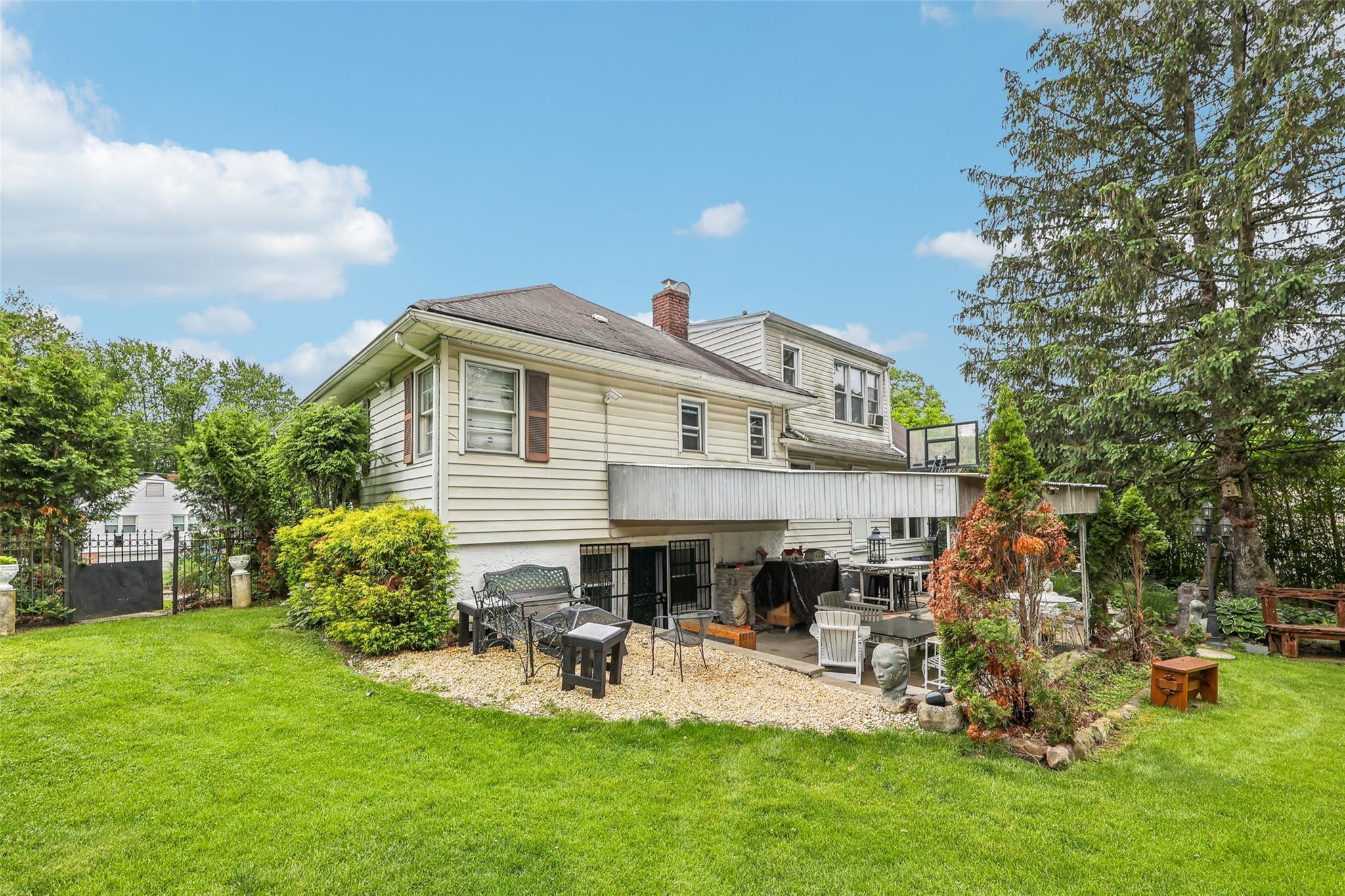 Single Family Bonnie Meadow  Westchester County, NY 10583, MLS-806759-42