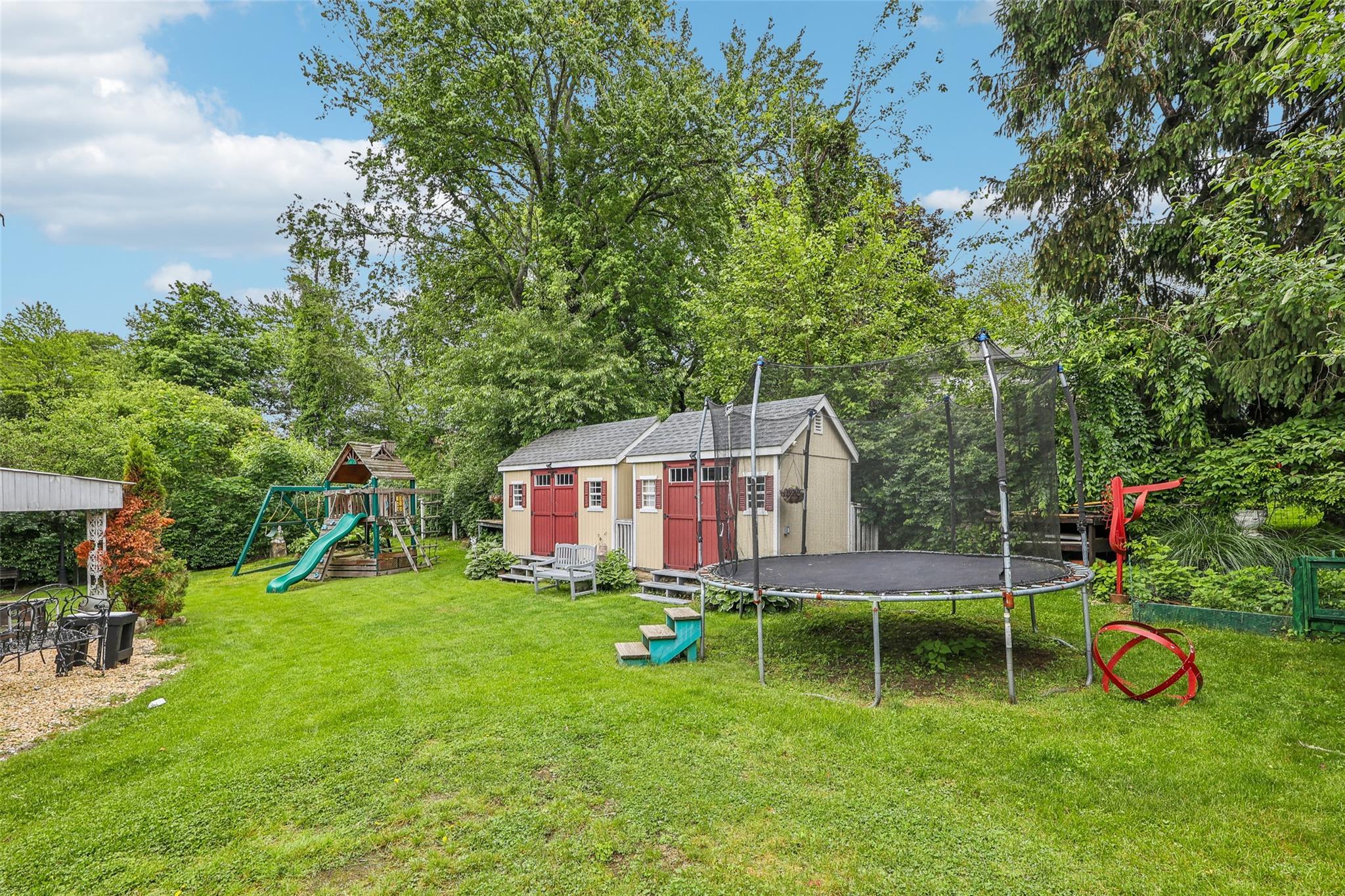 Single Family Bonnie Meadow  Westchester County, NY 10583, MLS-806759-43