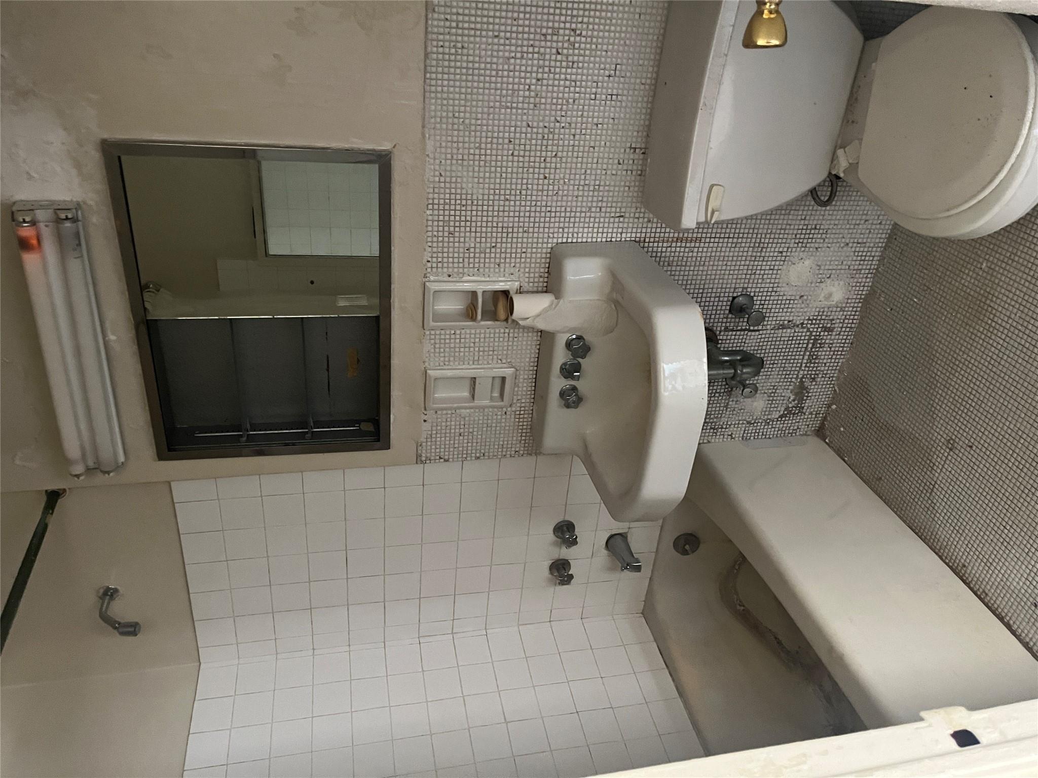 Coop Grand Concourse  Bronx, NY 10451, MLS-806921-7