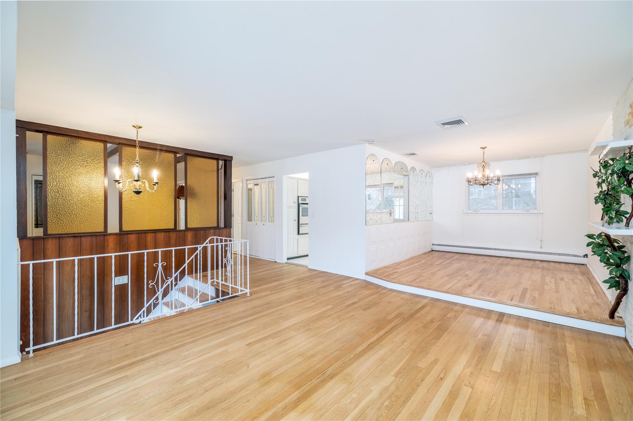 Single Family Branch  Nassau County, NY 11520, MLS-806968-5