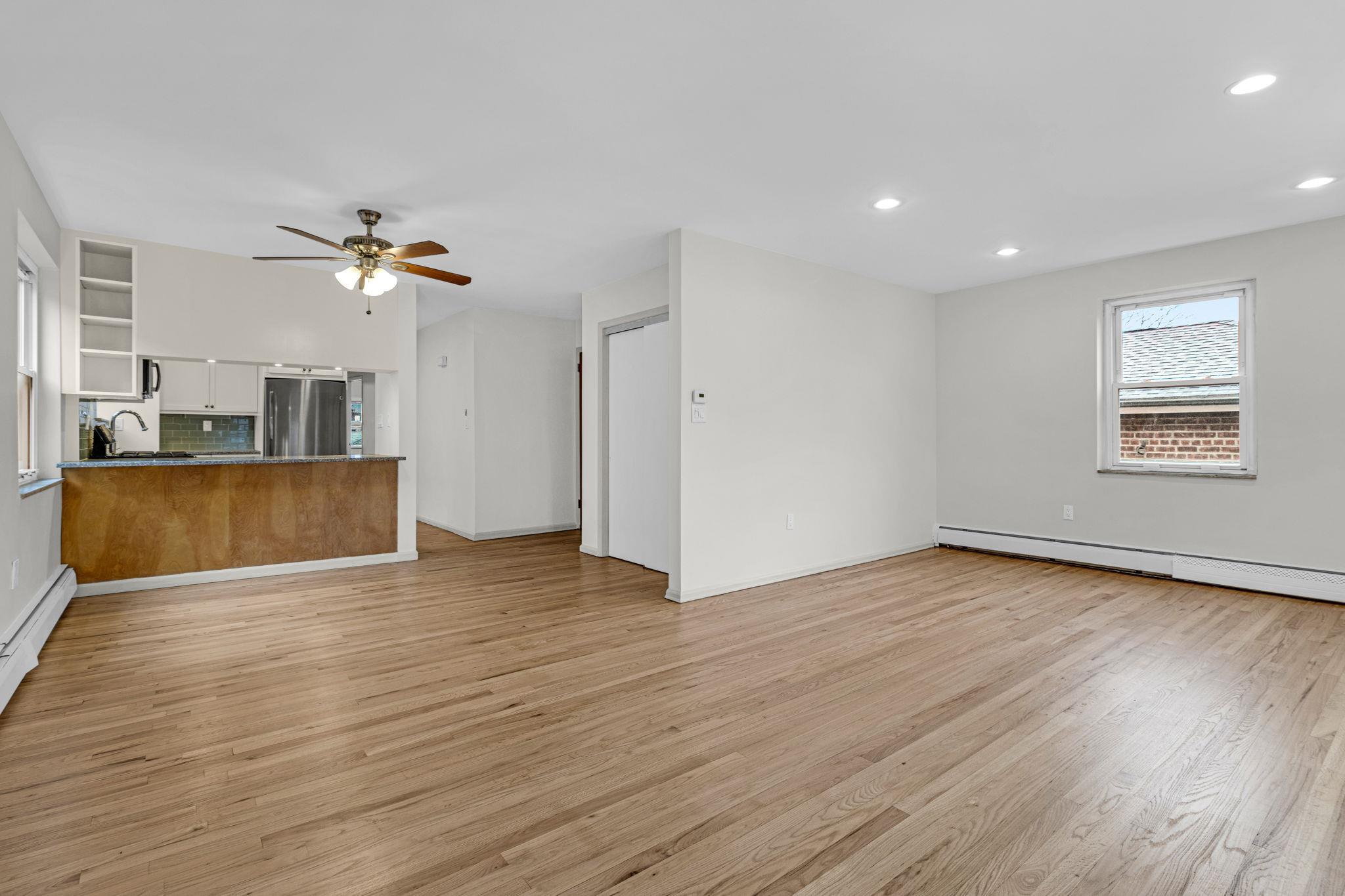 Apartment Spencer  Bronx, NY 10471, MLS-807070-2
