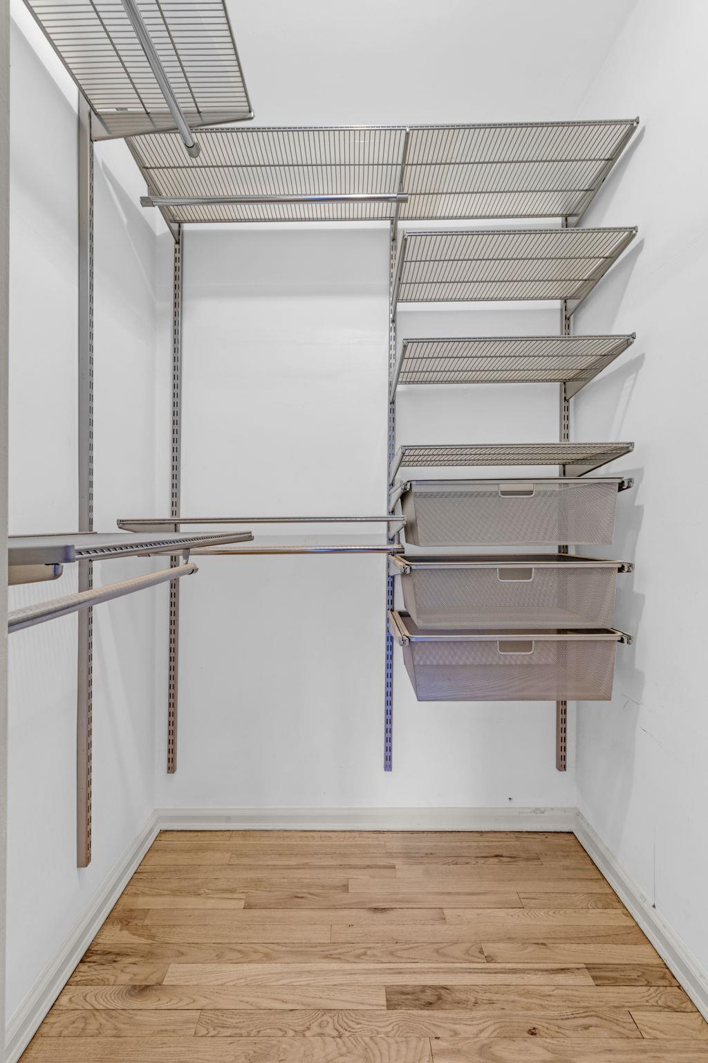 Apartment Spencer  Bronx, NY 10471, MLS-807070-21