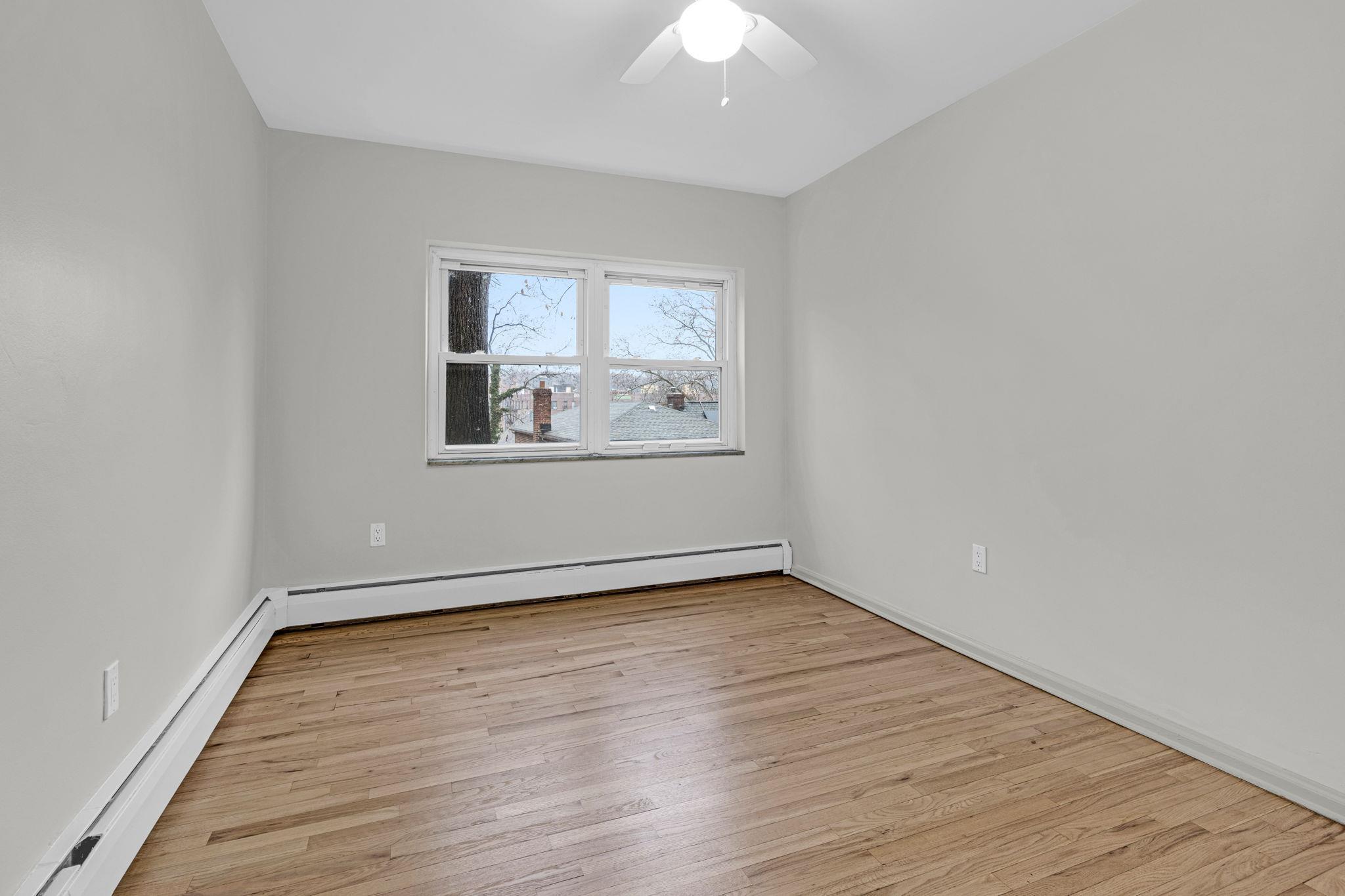 Apartment Spencer  Bronx, NY 10471, MLS-807070-23