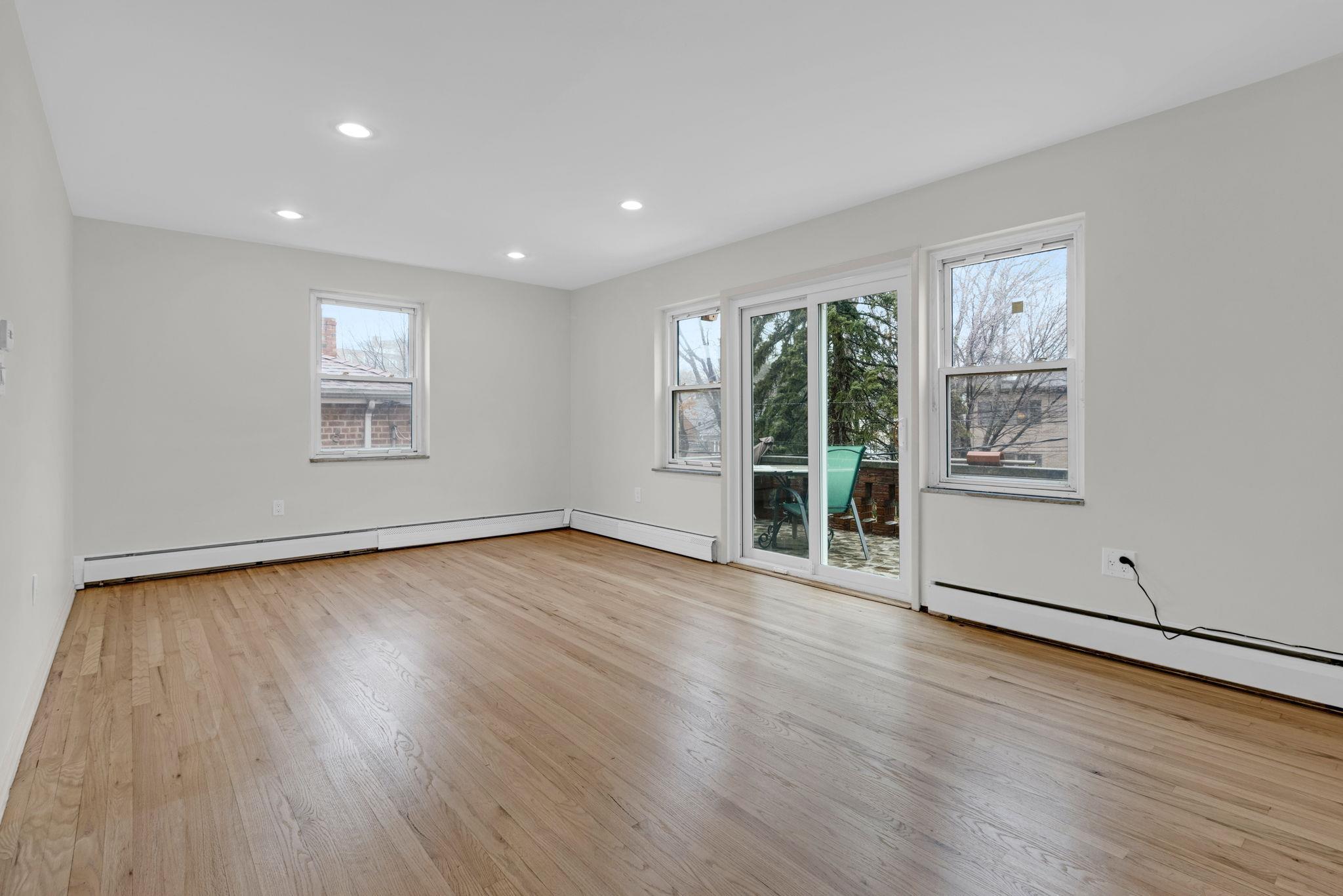 Apartment Spencer  Bronx, NY 10471, MLS-807070-3