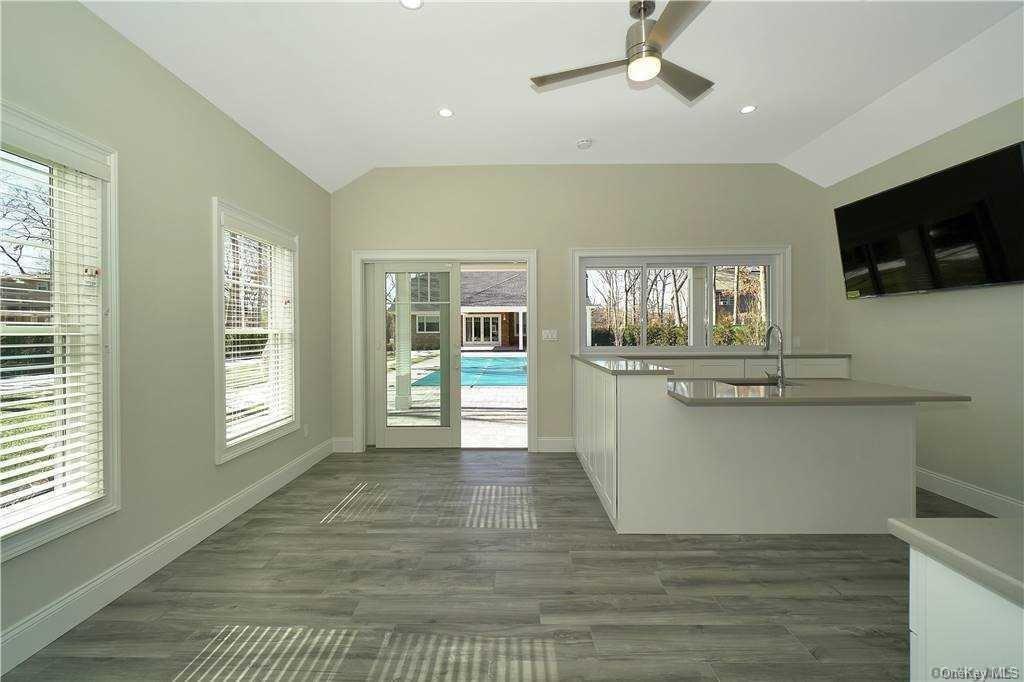 Single Family Silas Carter  Suffolk County, NY 11949, MLS-807356-26