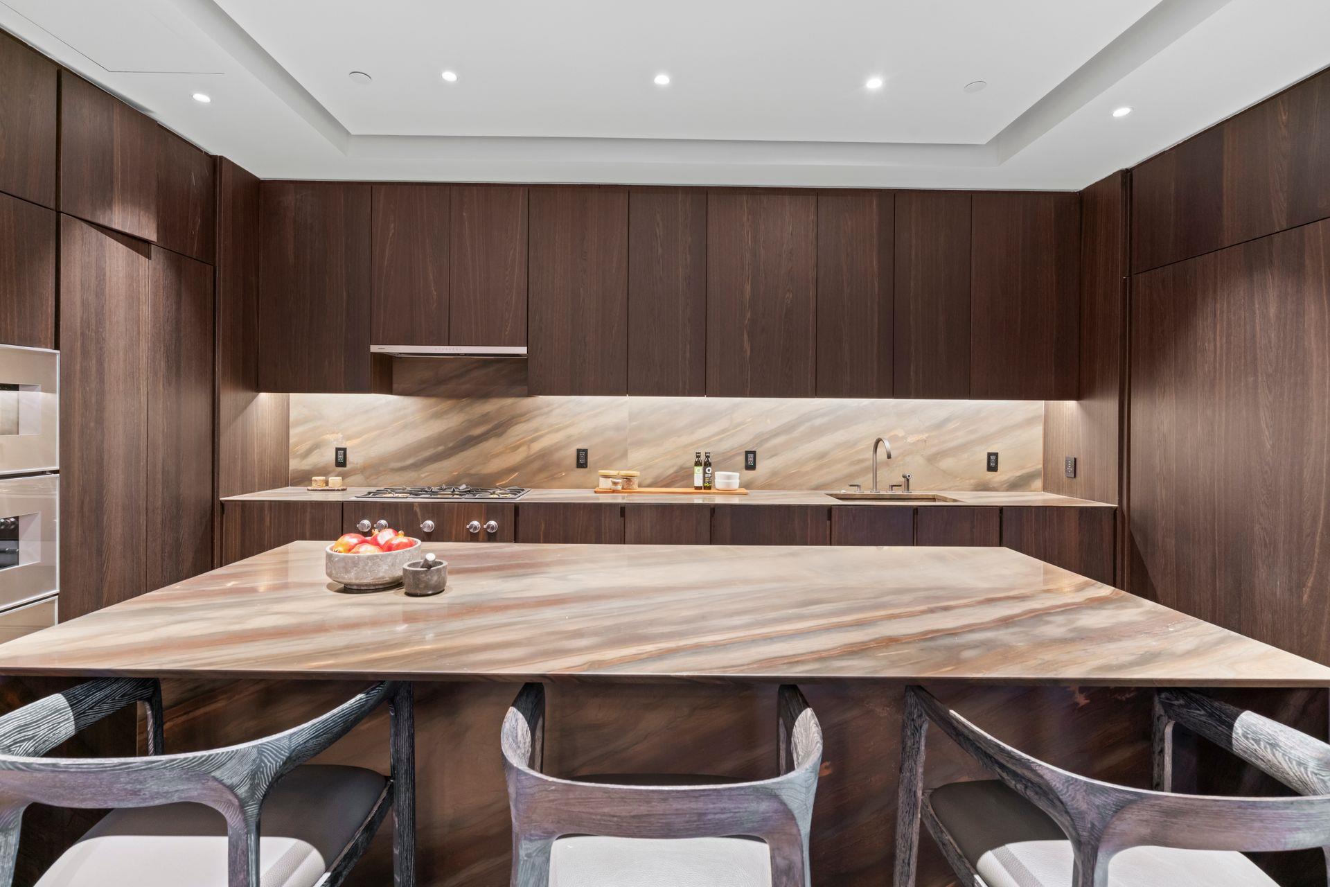 Condo 5th Avenue  Manhattan, NY 10019, MLS-807393-11