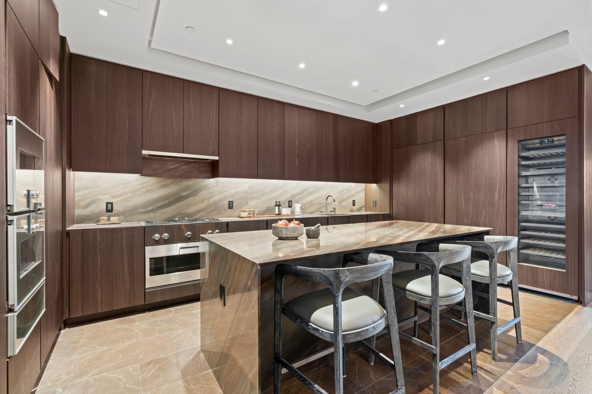 Condo 5th Avenue  Manhattan, NY 10019, MLS-807393-6