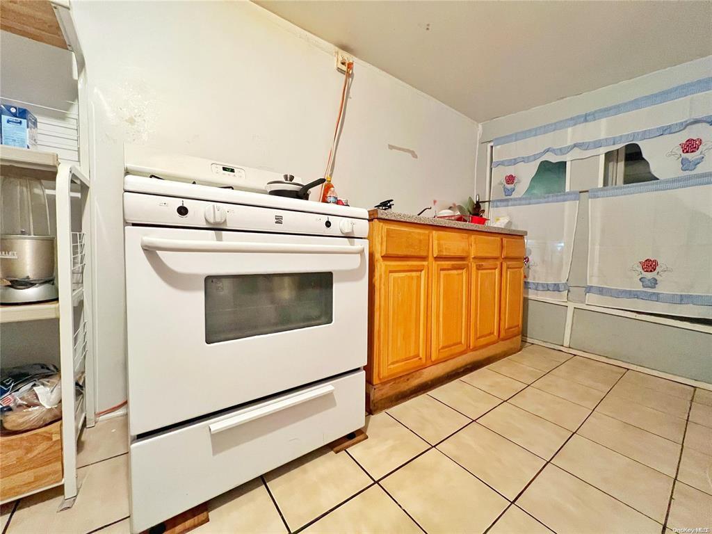 Single Family 90  Queens, NY 11435, MLS-807473-20