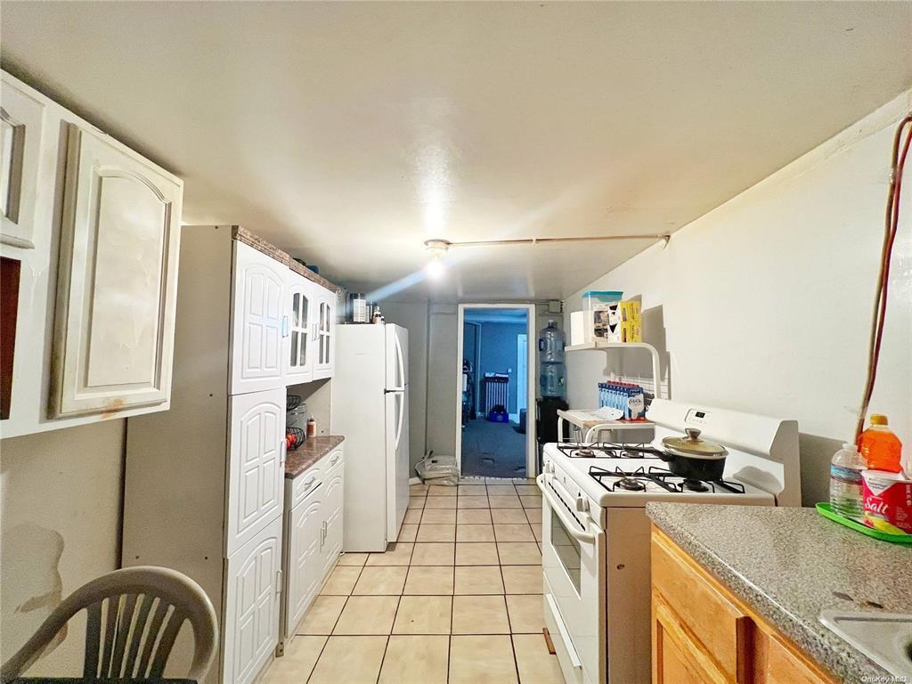 Single Family 90  Queens, NY 11435, MLS-807473-21