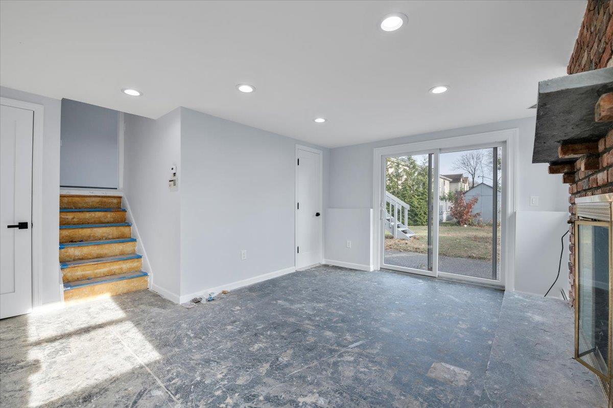 Single Family Buckingham  Nassau County, NY 11516, MLS-807516-6