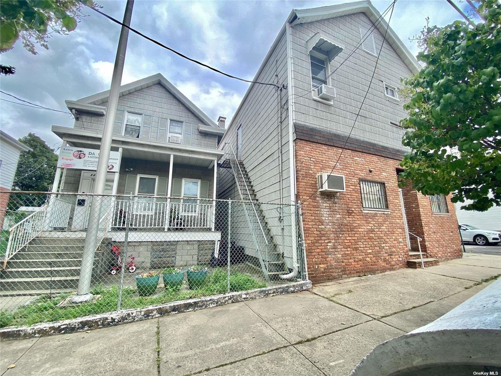Single Family 18th  Queens, NY 11356, MLS-807518-4