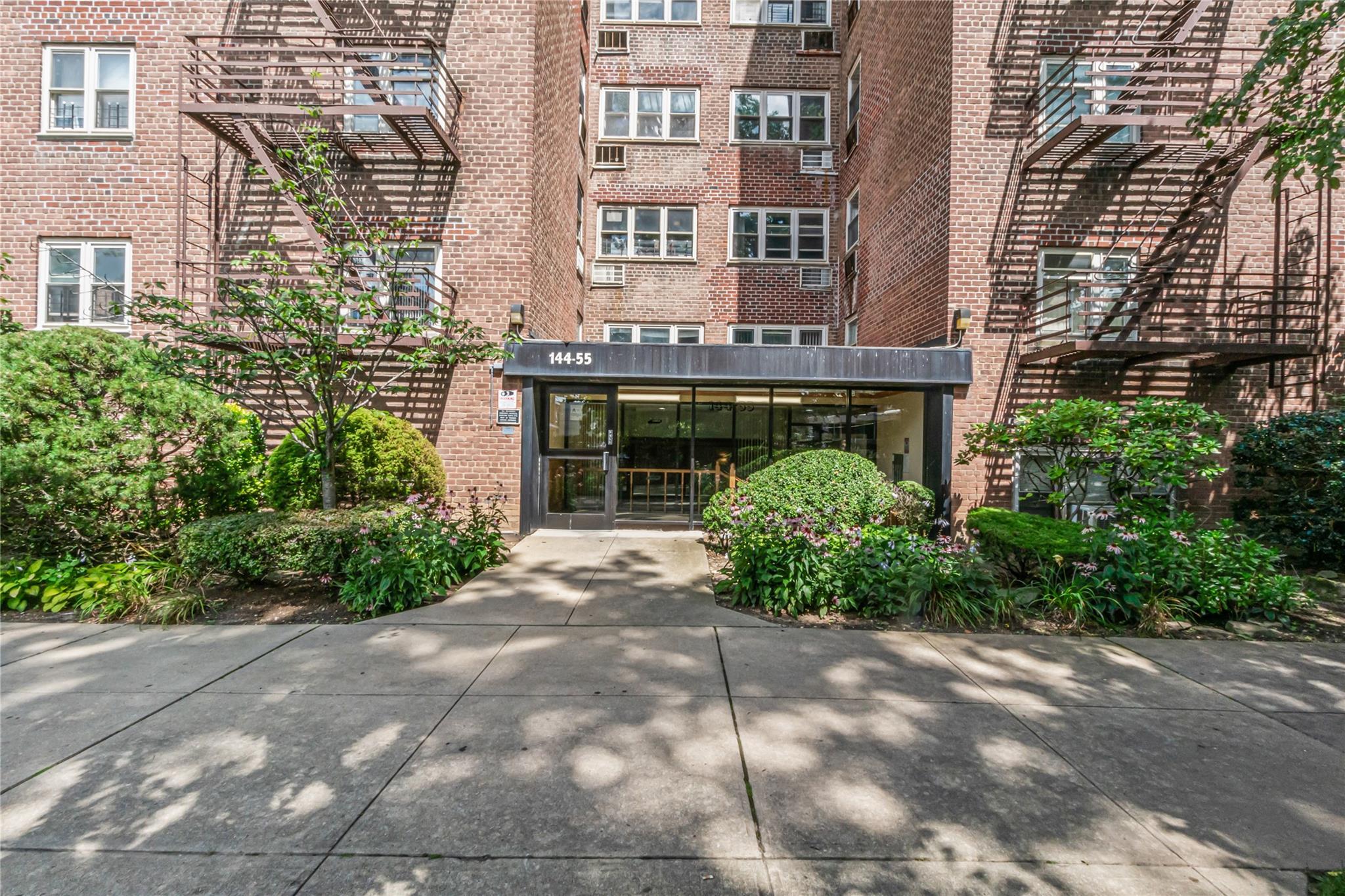 Coop Ave  Queens, NY 11367, MLS-807569-2