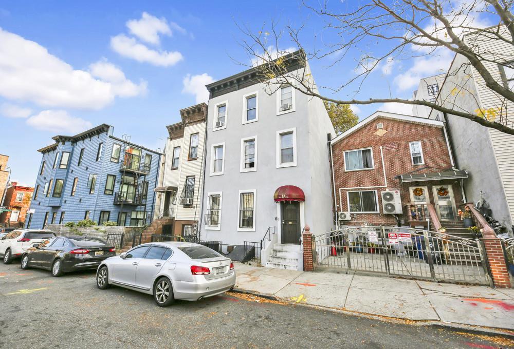 Single Family Kane  Brooklyn, NY 11233, MLS-807611-2