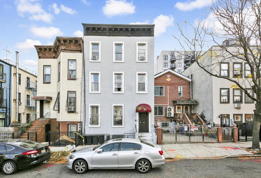 Single Family Kane  Brooklyn, NY 11233, MLS-807611-3