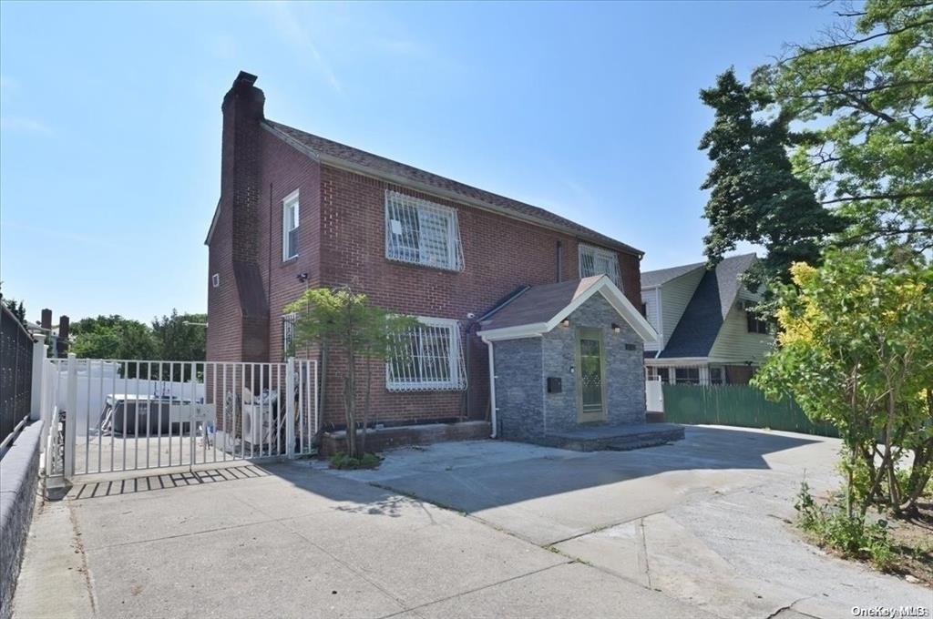 Single Family Main  Queens, NY 11367, MLS-807652-29