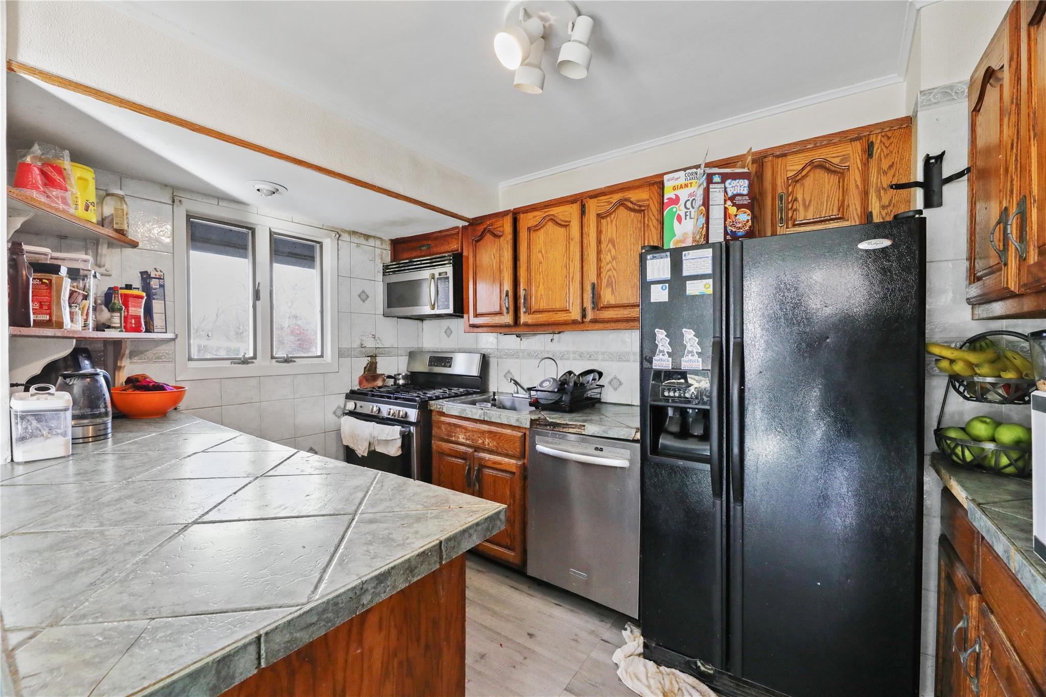 Single Family Birch  Suffolk County, NY 11901, MLS-807676-7