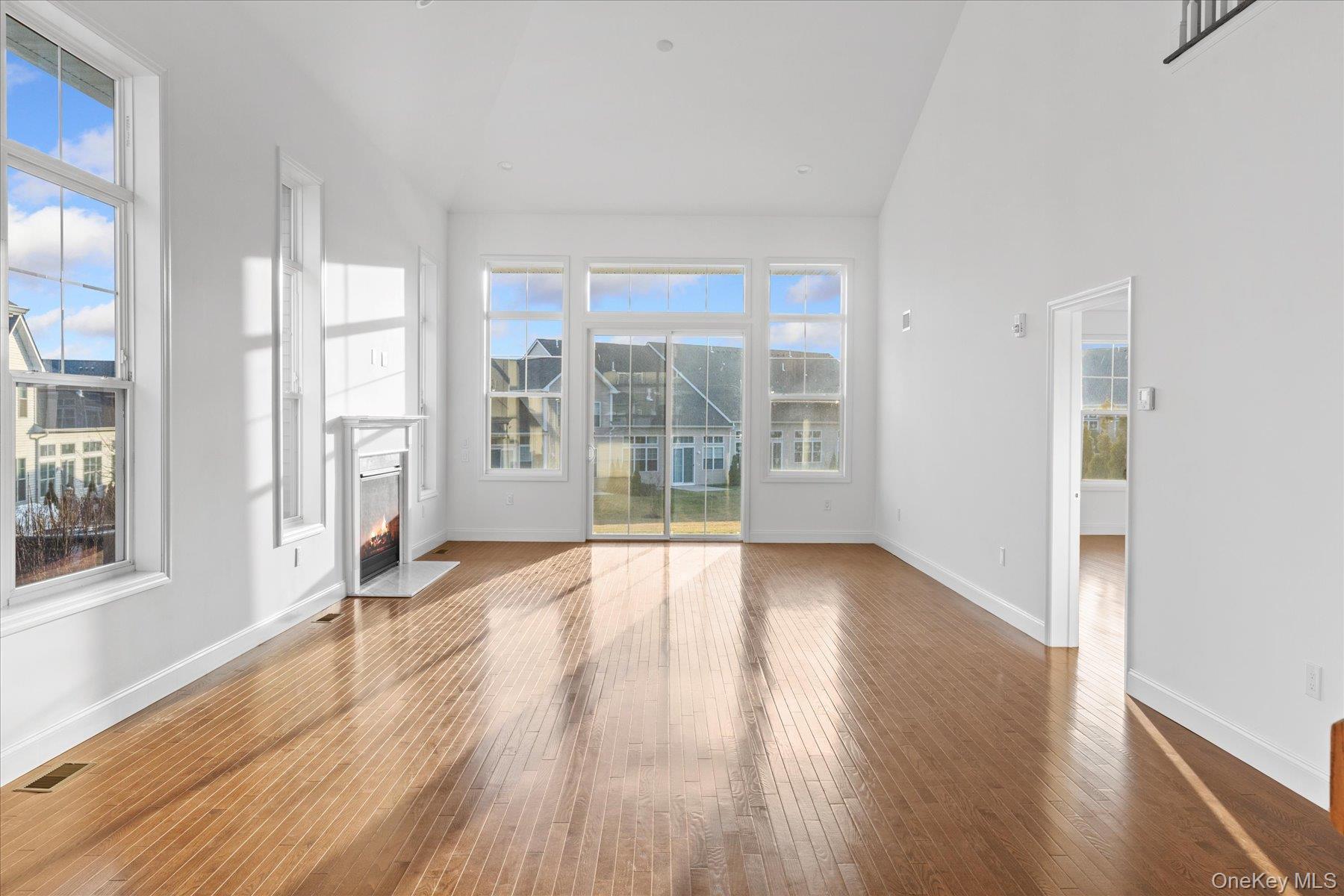 Condo Silver Timber  Suffolk County, NY 11980, MLS-807740-7