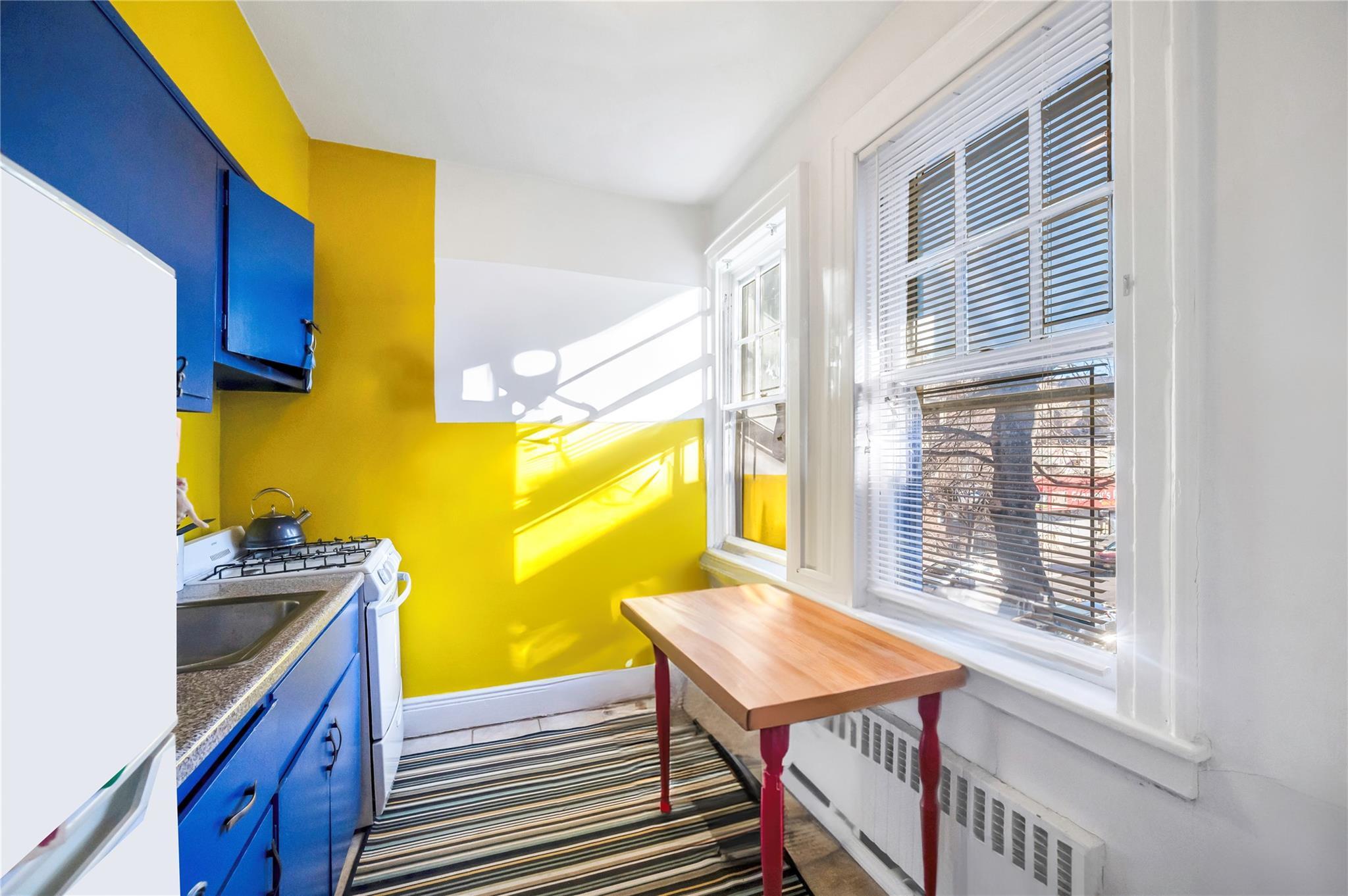 Single Family 77th  Queens, NY 11372, MLS-807768-16