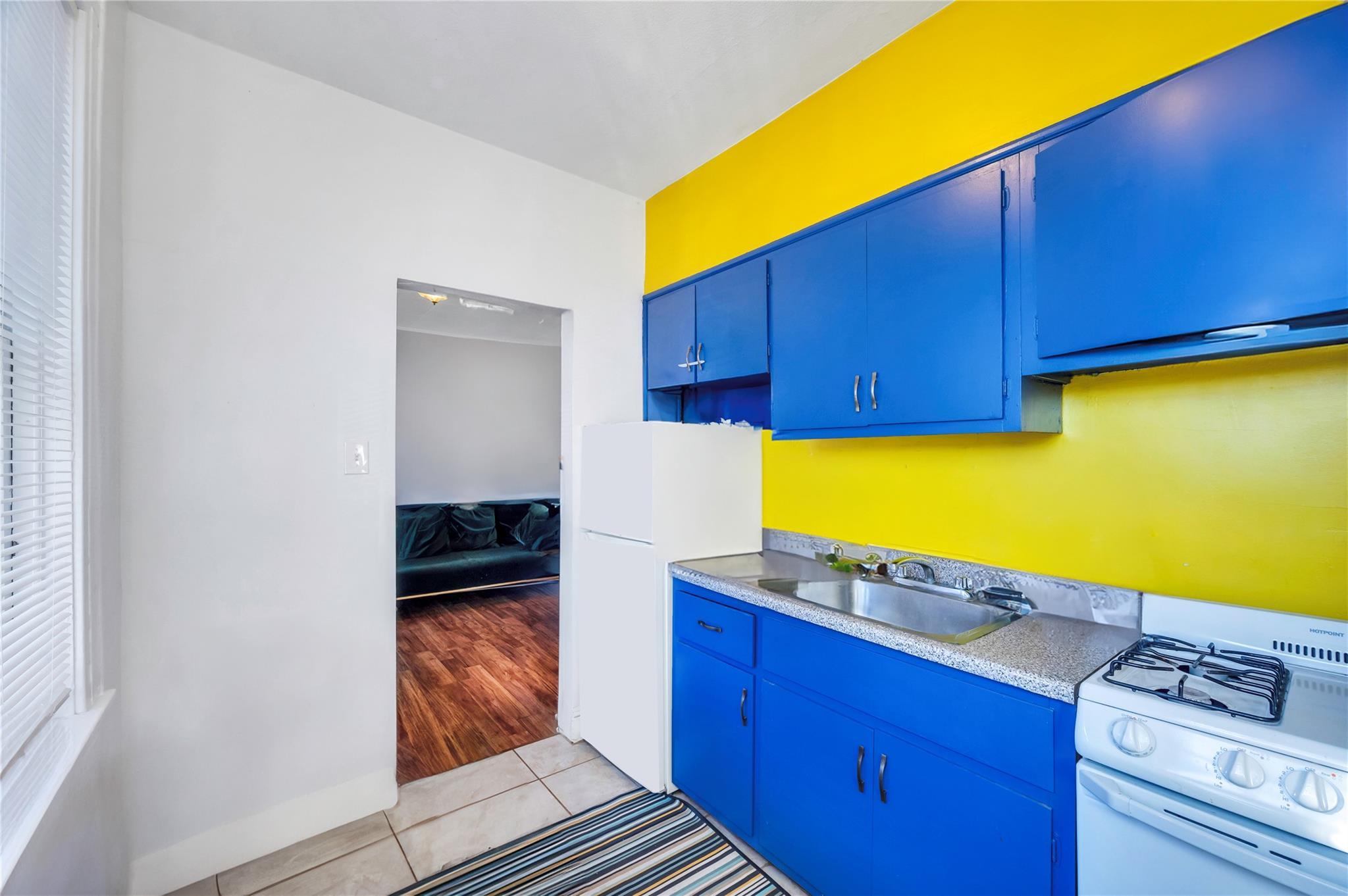 Single Family 77th  Queens, NY 11372, MLS-807768-17
