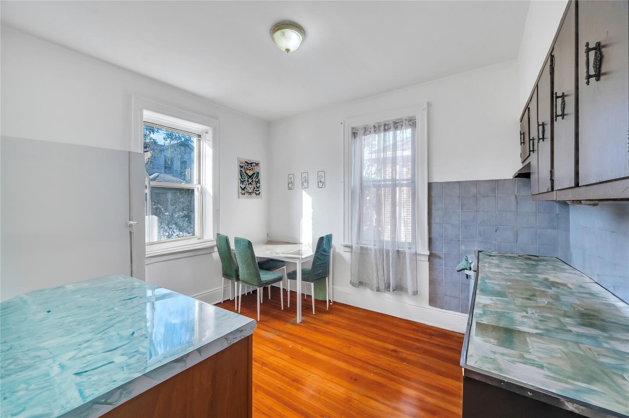 Single Family 77th  Queens, NY 11372, MLS-807768-20
