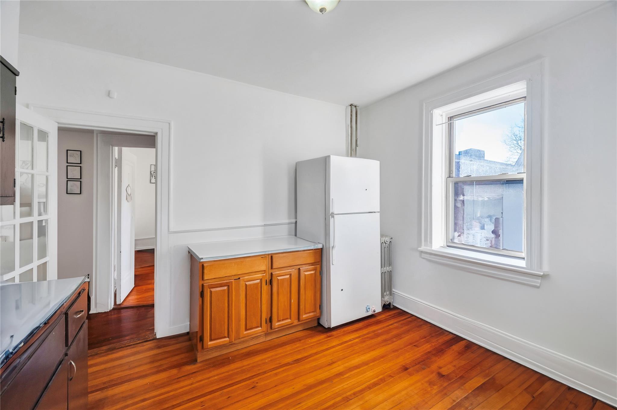 Single Family 77th  Queens, NY 11372, MLS-807768-21