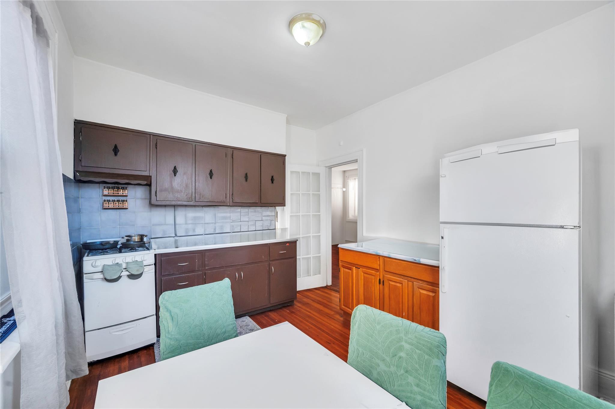Single Family 77th  Queens, NY 11372, MLS-807768-24