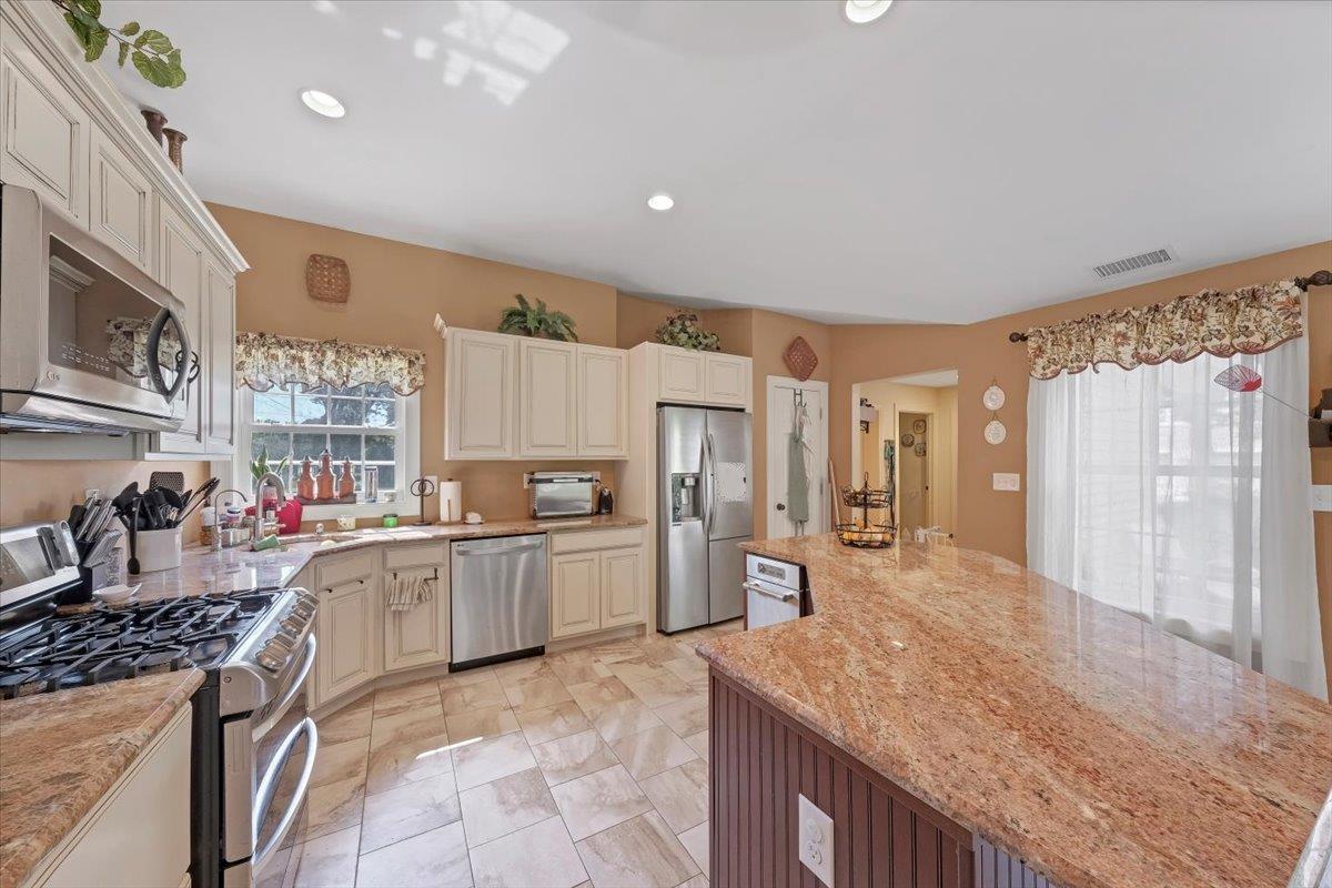 Single Family Orrs Mills  Orange County, NY 12577, MLS-807775-17
