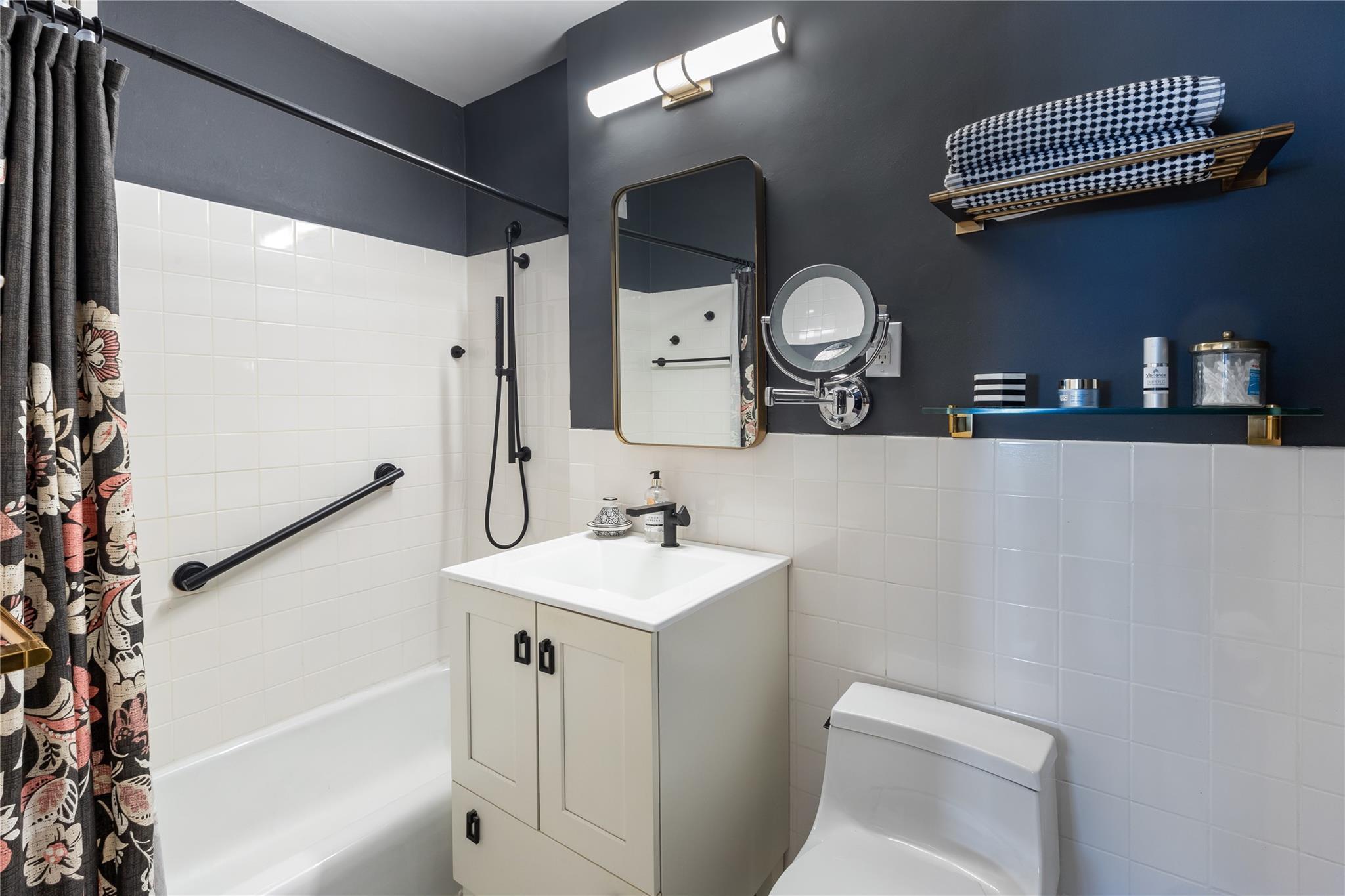 Coop Palisade  Bronx, NY 10463, MLS-807803-11