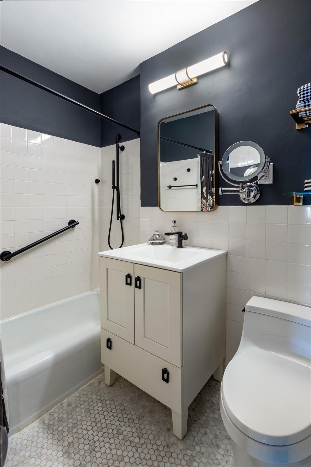 Coop Palisade  Bronx, NY 10463, MLS-807803-12