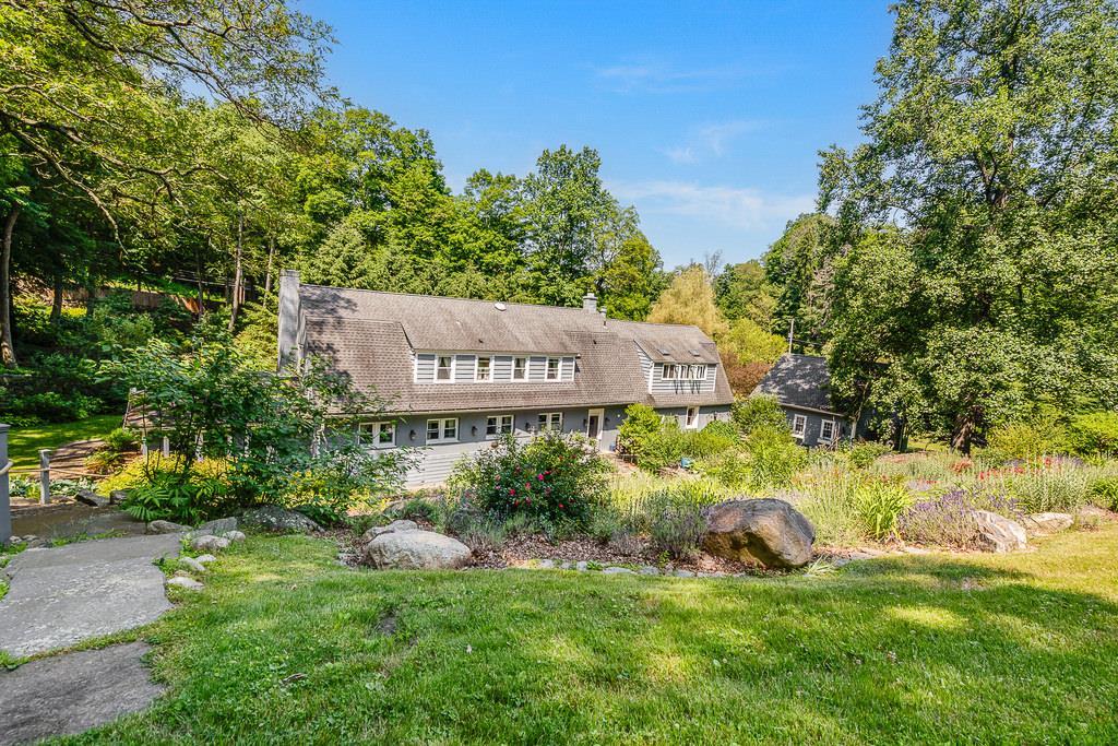 Single Family Fox Hollow  Putnam County, NY 10524, MLS-807889-3