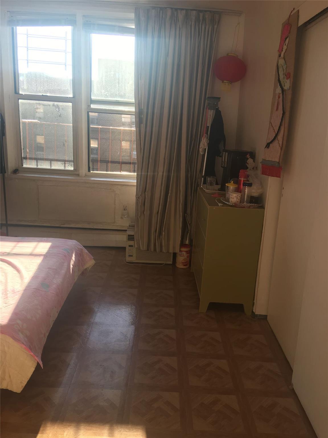 Coop Parsons Blvd.  Queens, NY 11354, MLS-807911-5