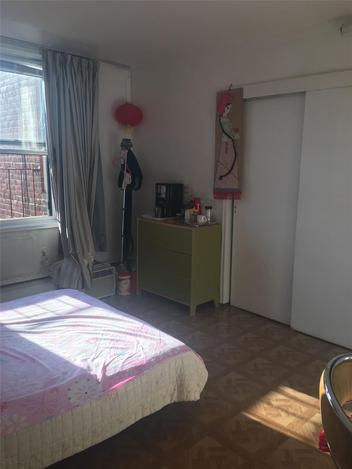 Coop Parsons Blvd.  Queens, NY 11354, MLS-807911-6