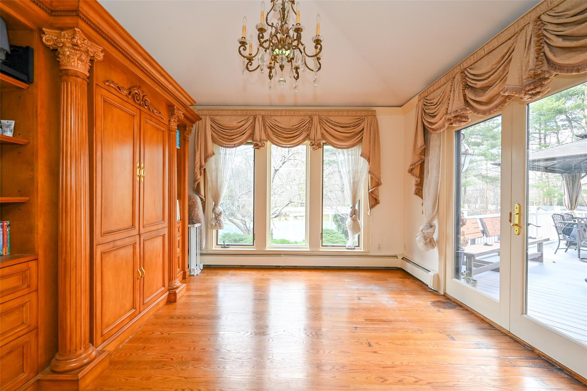 Single Family Annandale  Nassau County, NY 11791, MLS-807913-11