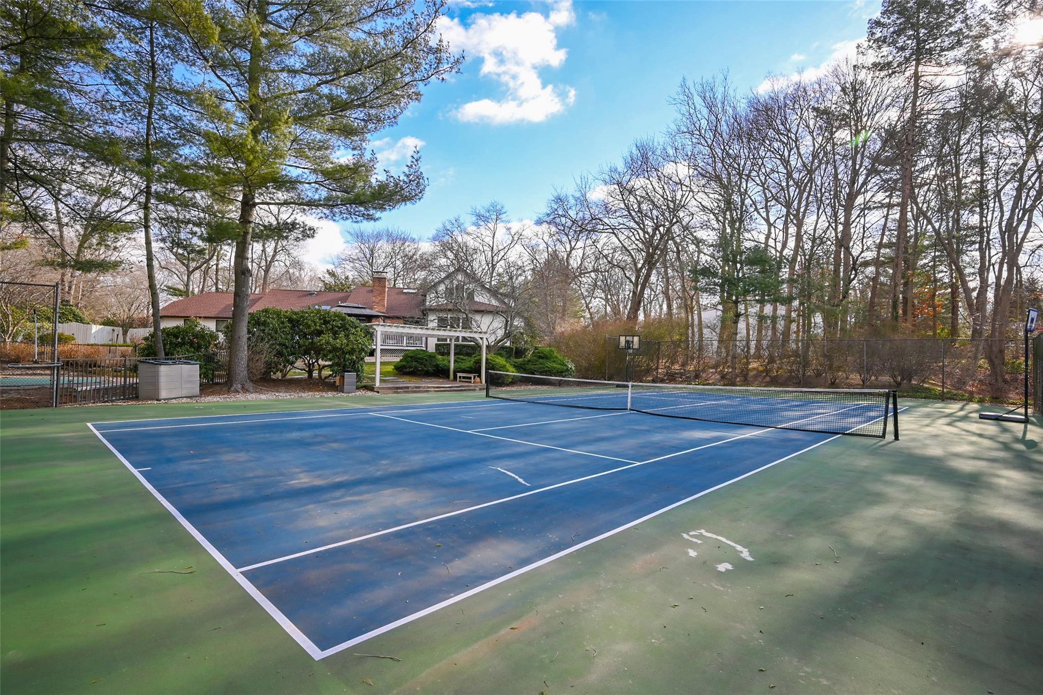 Single Family Annandale  Nassau County, NY 11791, MLS-807913-26