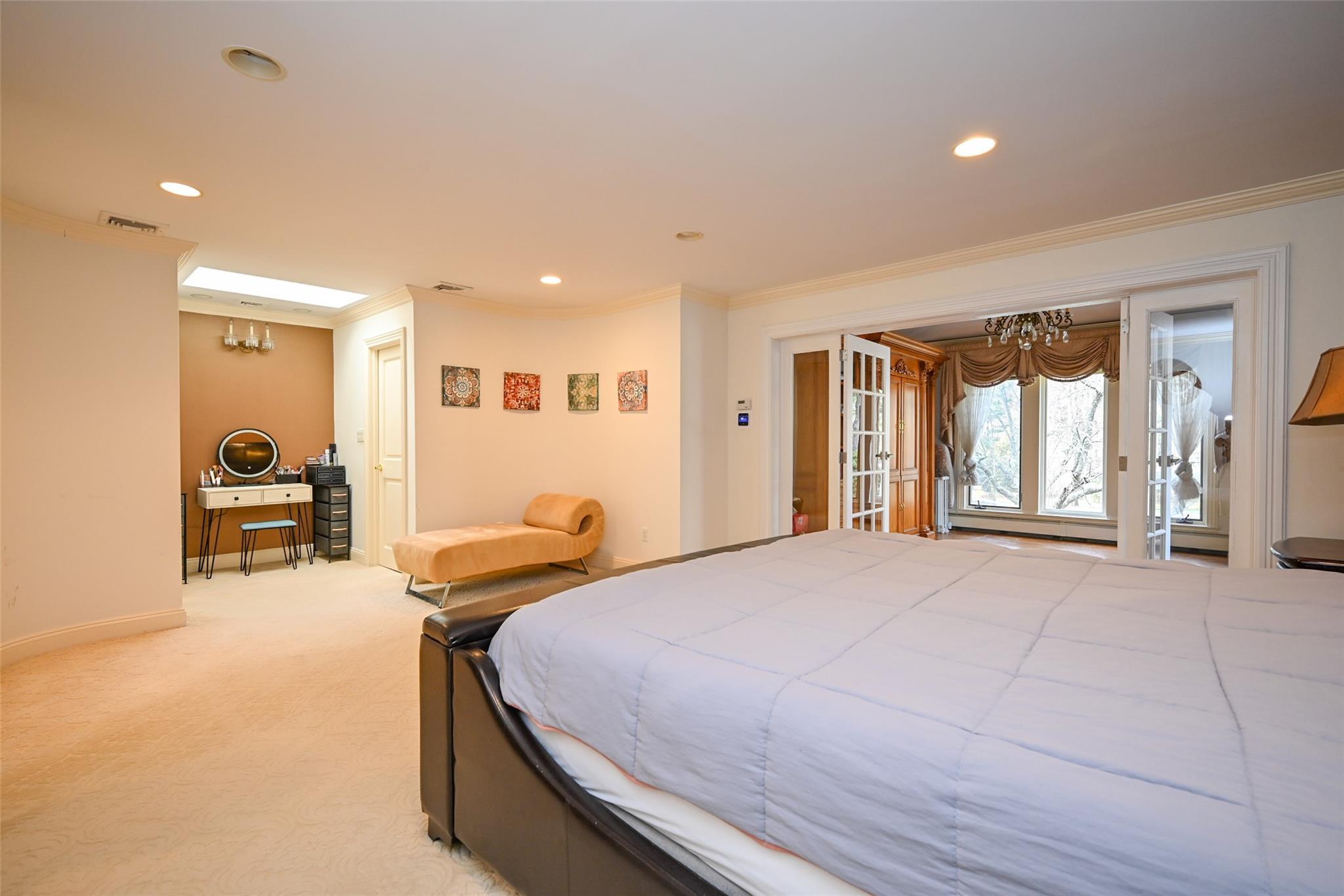 Single Family Annandale  Nassau County, NY 11791, MLS-807913-9