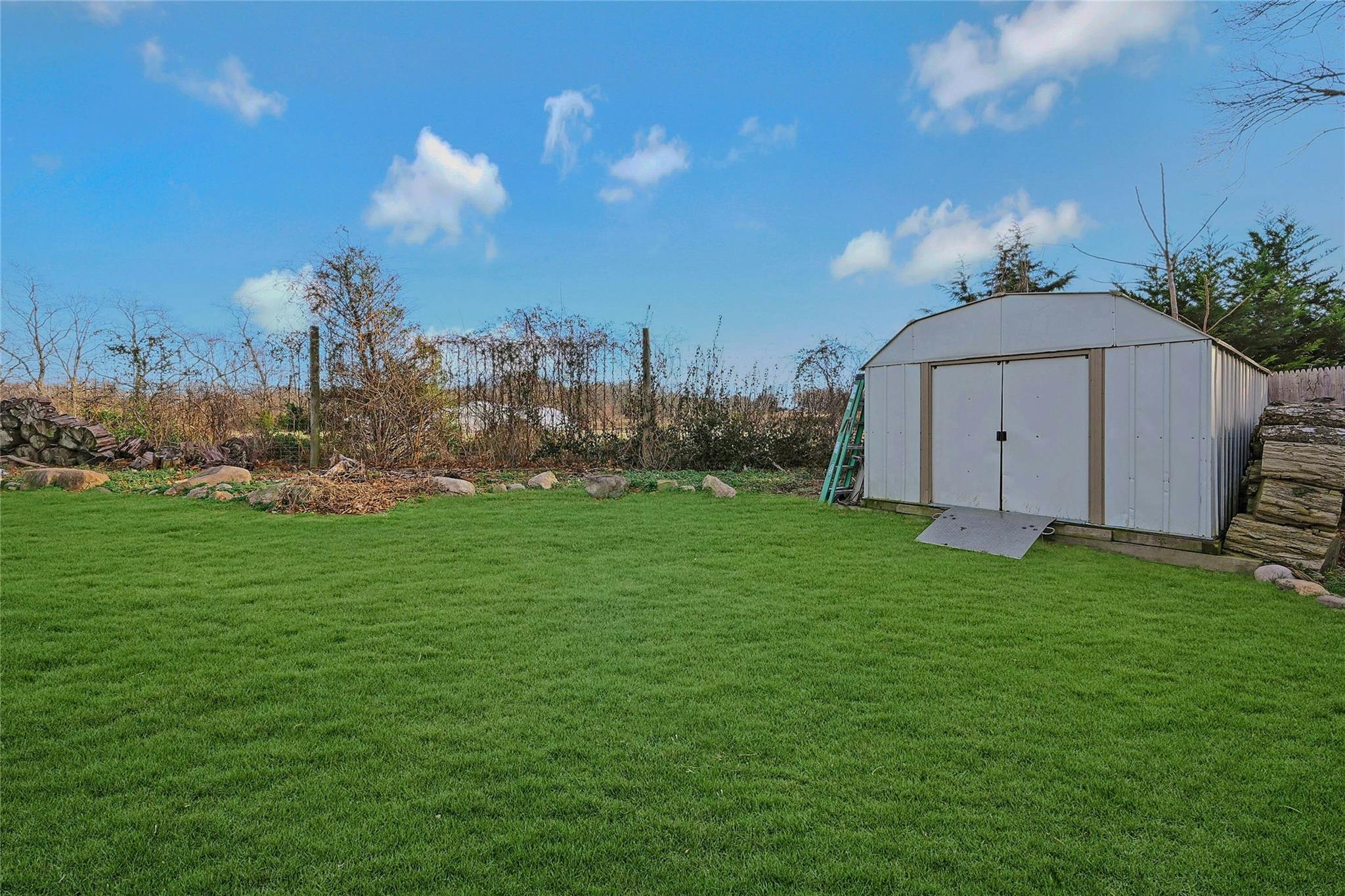 Single Family Main  Suffolk County, NY 11947, MLS-807915-31