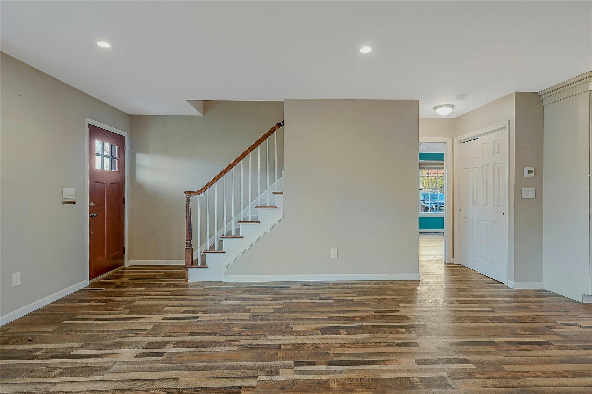Single Family Main  Suffolk County, NY 11947, MLS-807915-8