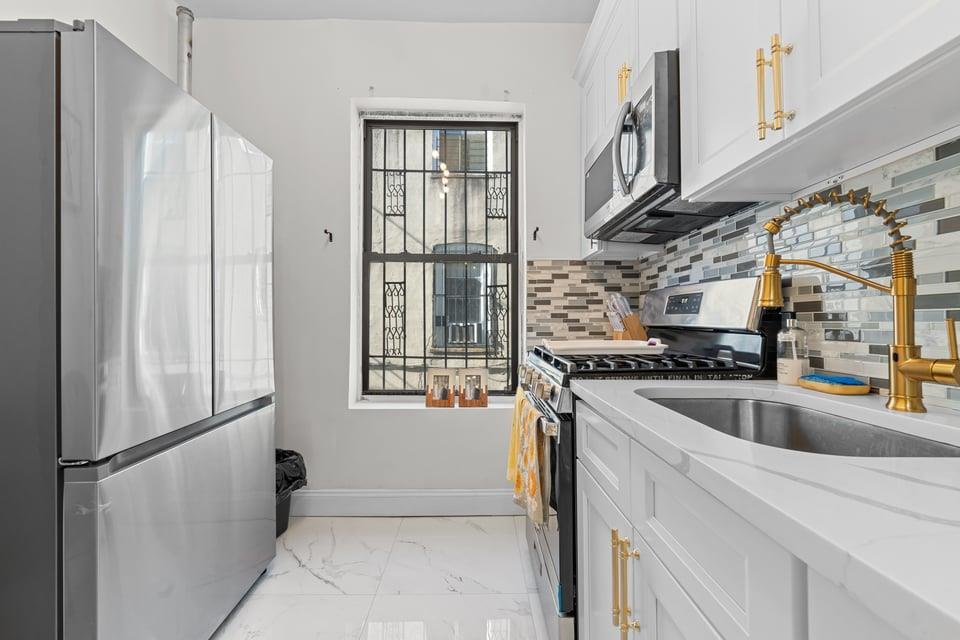 Apartment Avenue A  Brooklyn, NY 11236, MLS-808002-3