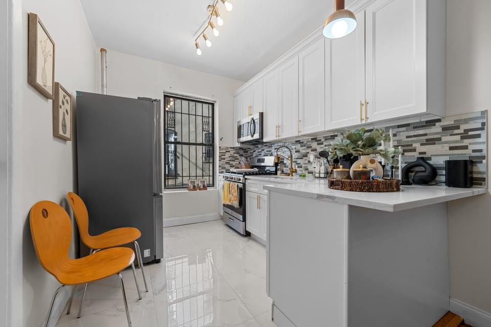 Apartment Avenue A  Brooklyn, NY 11236, MLS-808002-7