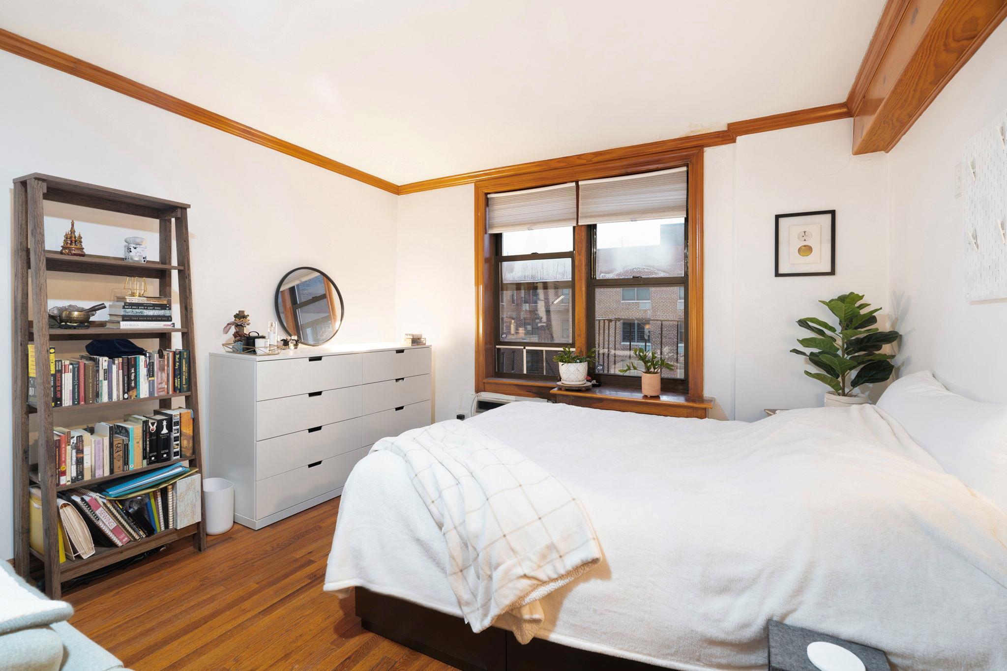 Coop Matthews  Bronx, NY 10462, MLS-808024-6
