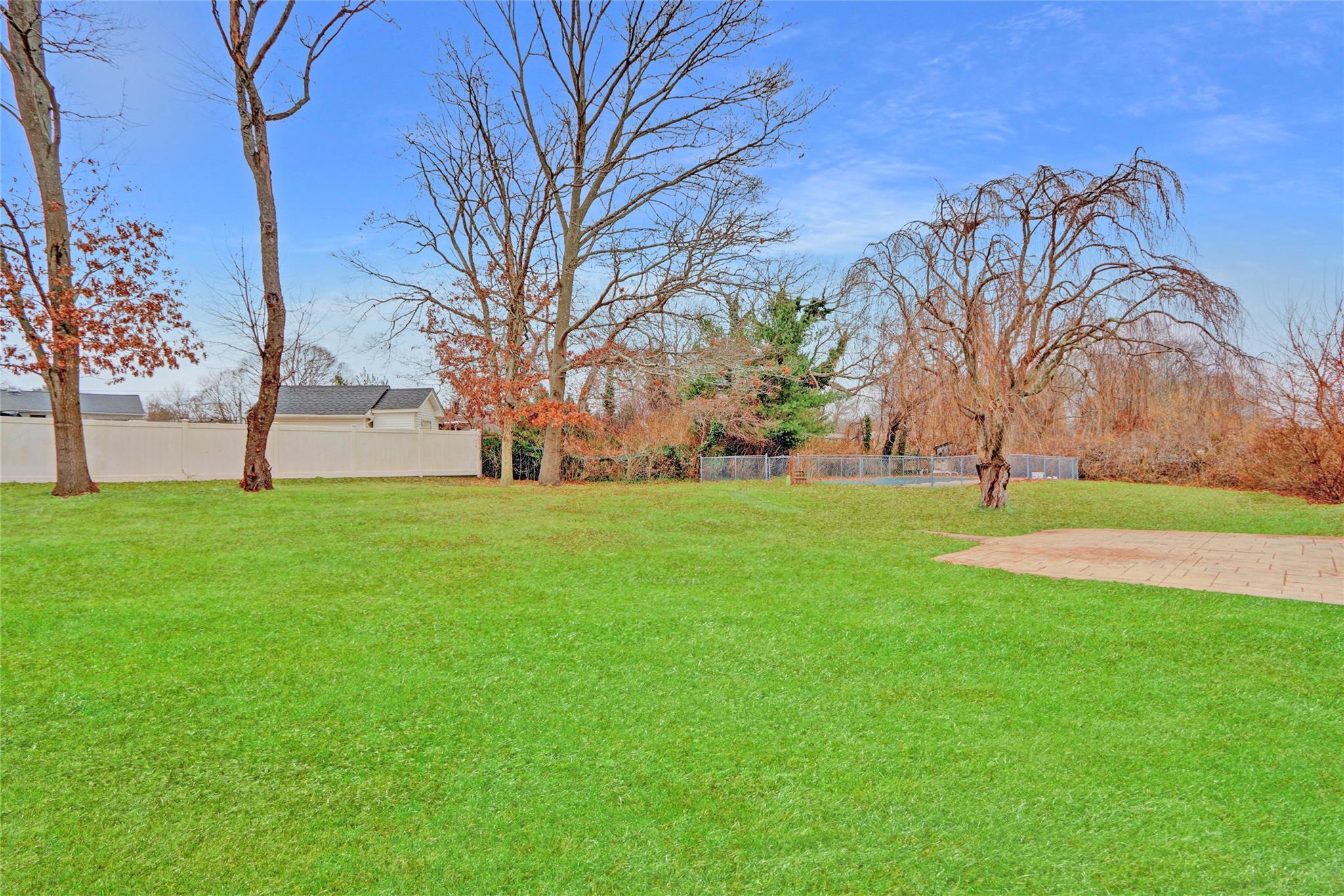 Single Family Kool  Suffolk County, NY 11776, MLS-808162-5