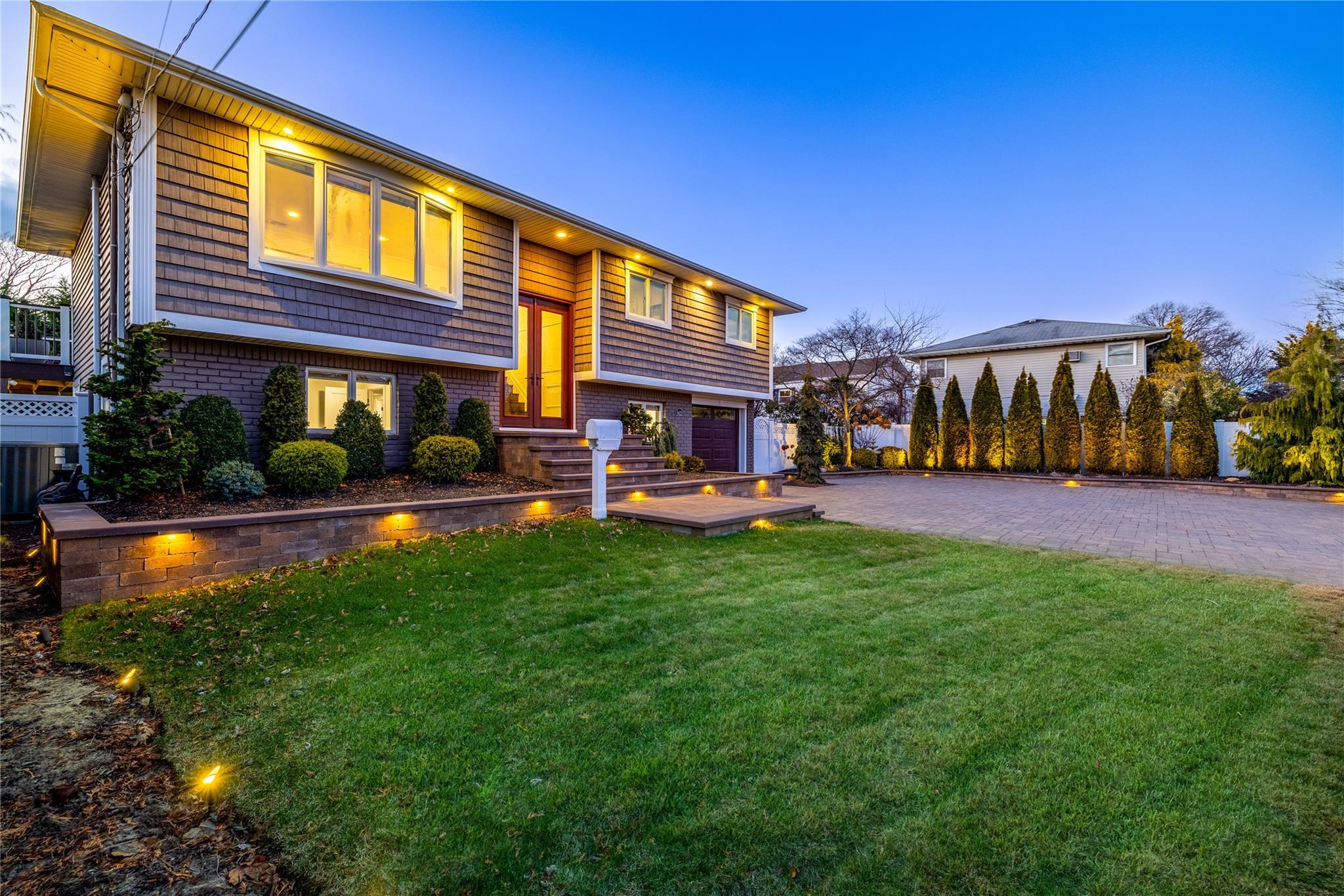 Single Family Seamans Neck  Nassau County, NY 11783, MLS-808233-2