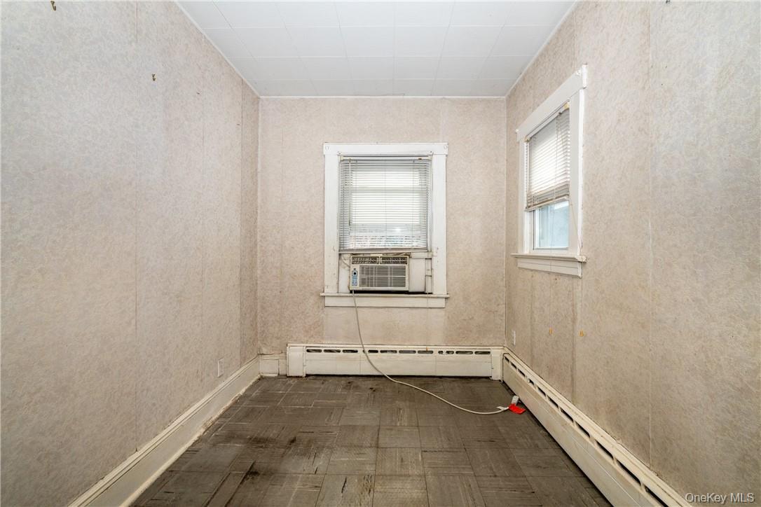 Single Family Minnieford  Bronx, NY 10464, MLS-808258-7