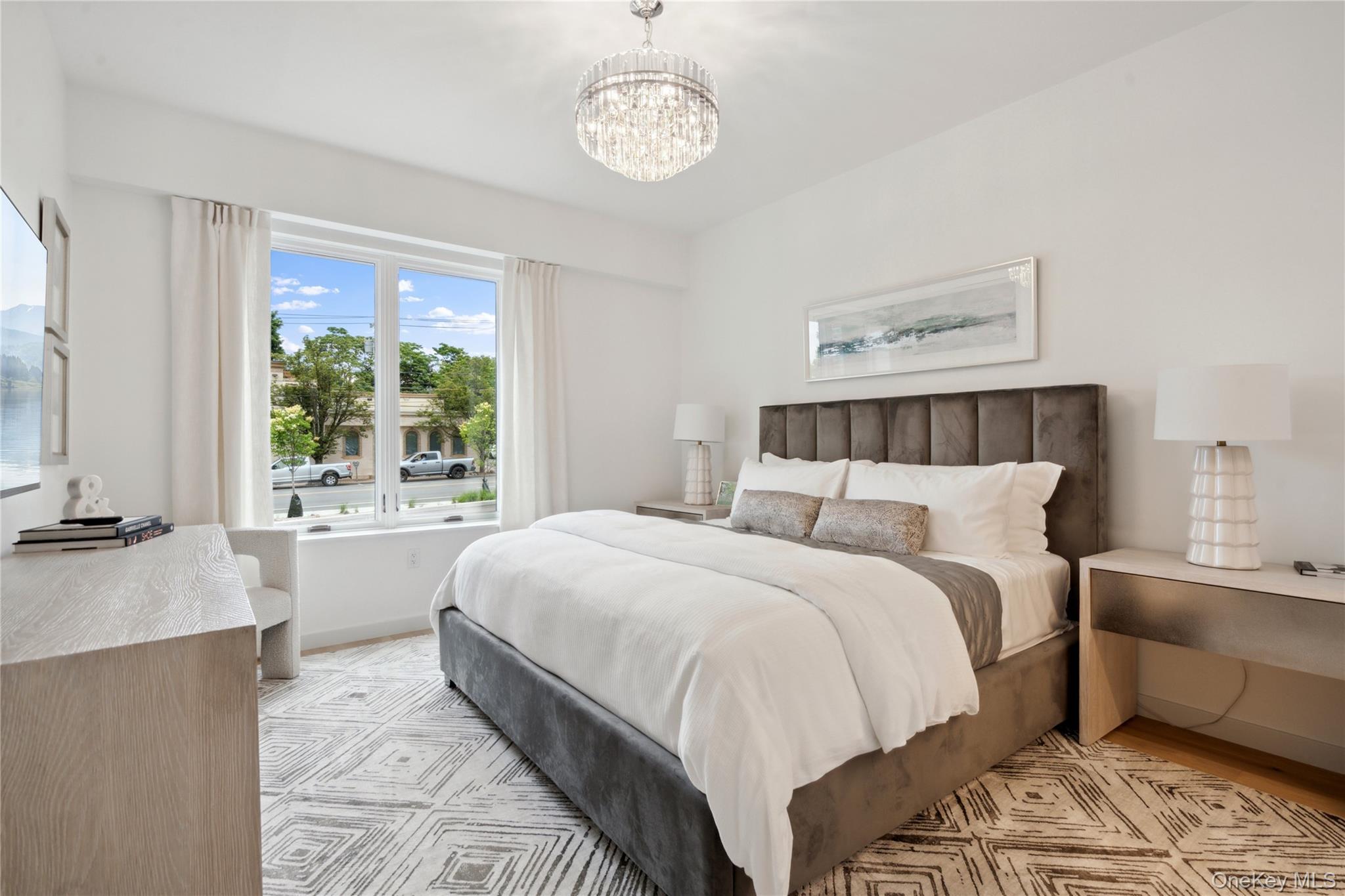 Condo Middle Neck  Nassau County, NY 11021, MLS-808510-18